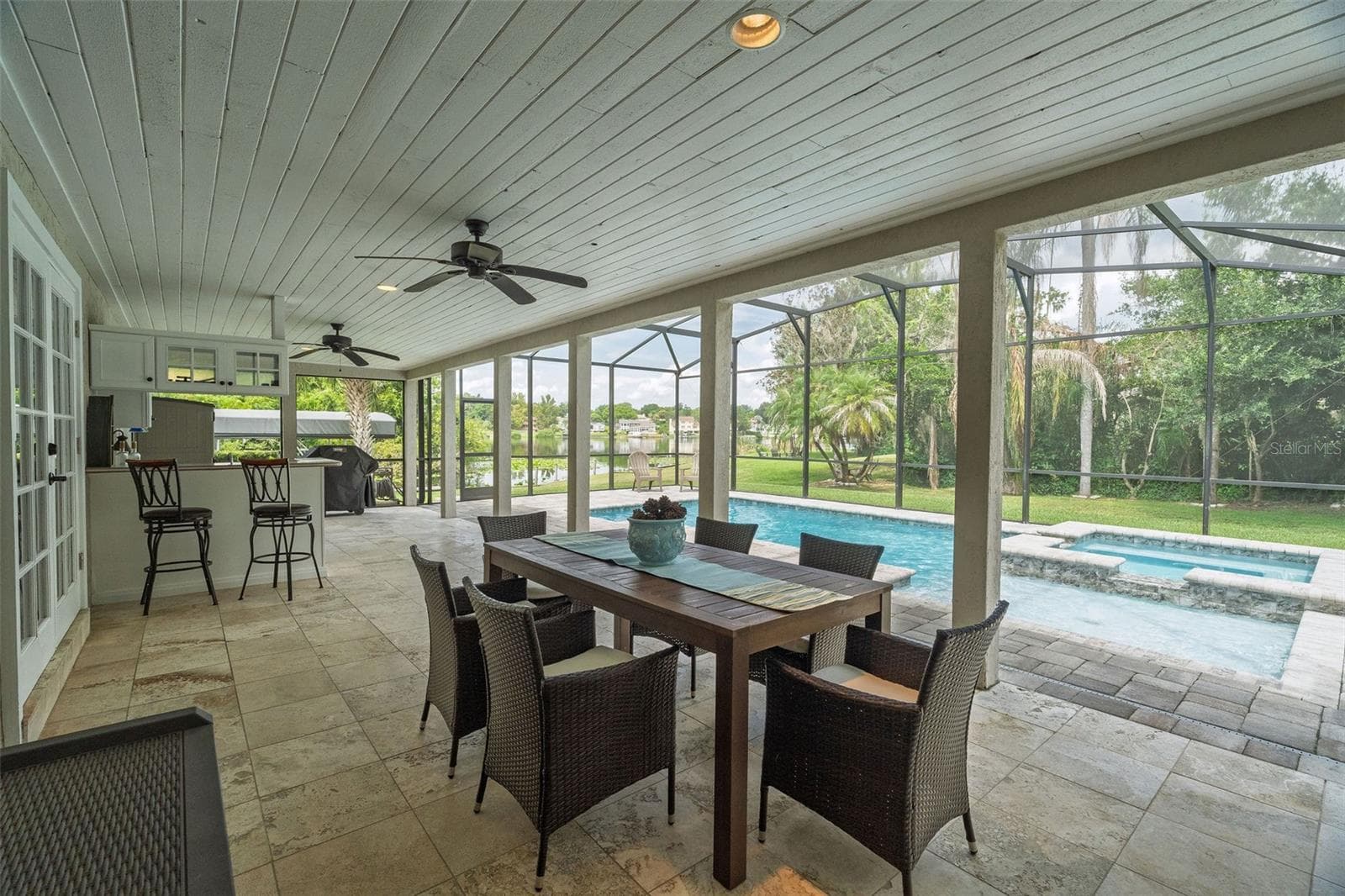Lanai - 2260 W CLASSIC COURT, LONGWOOD