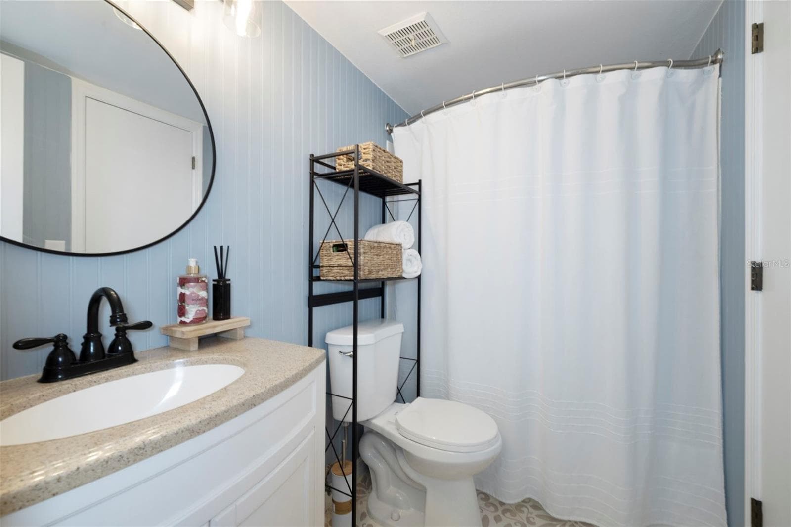 Condominium at 6915 STONES THROW CIR N #3104, ST PETERSBURG, photo 15 of 41