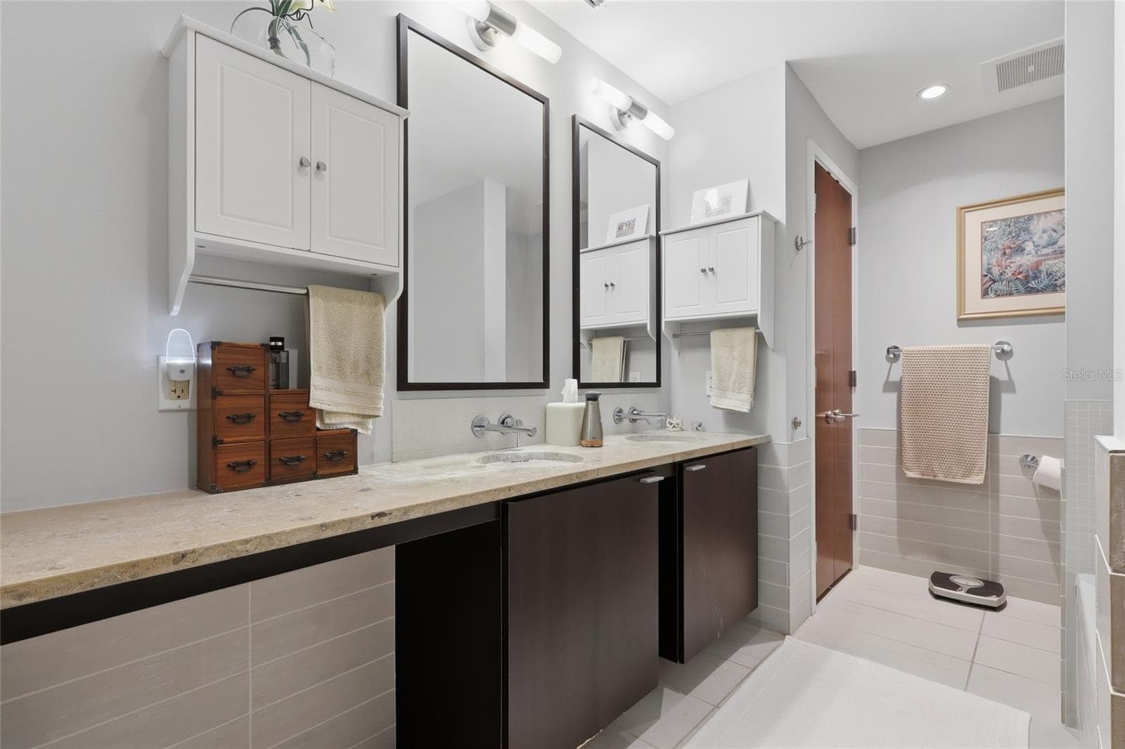 Condominium at 111 N 12TH ST #1521, TAMPA, photo 16 of 47