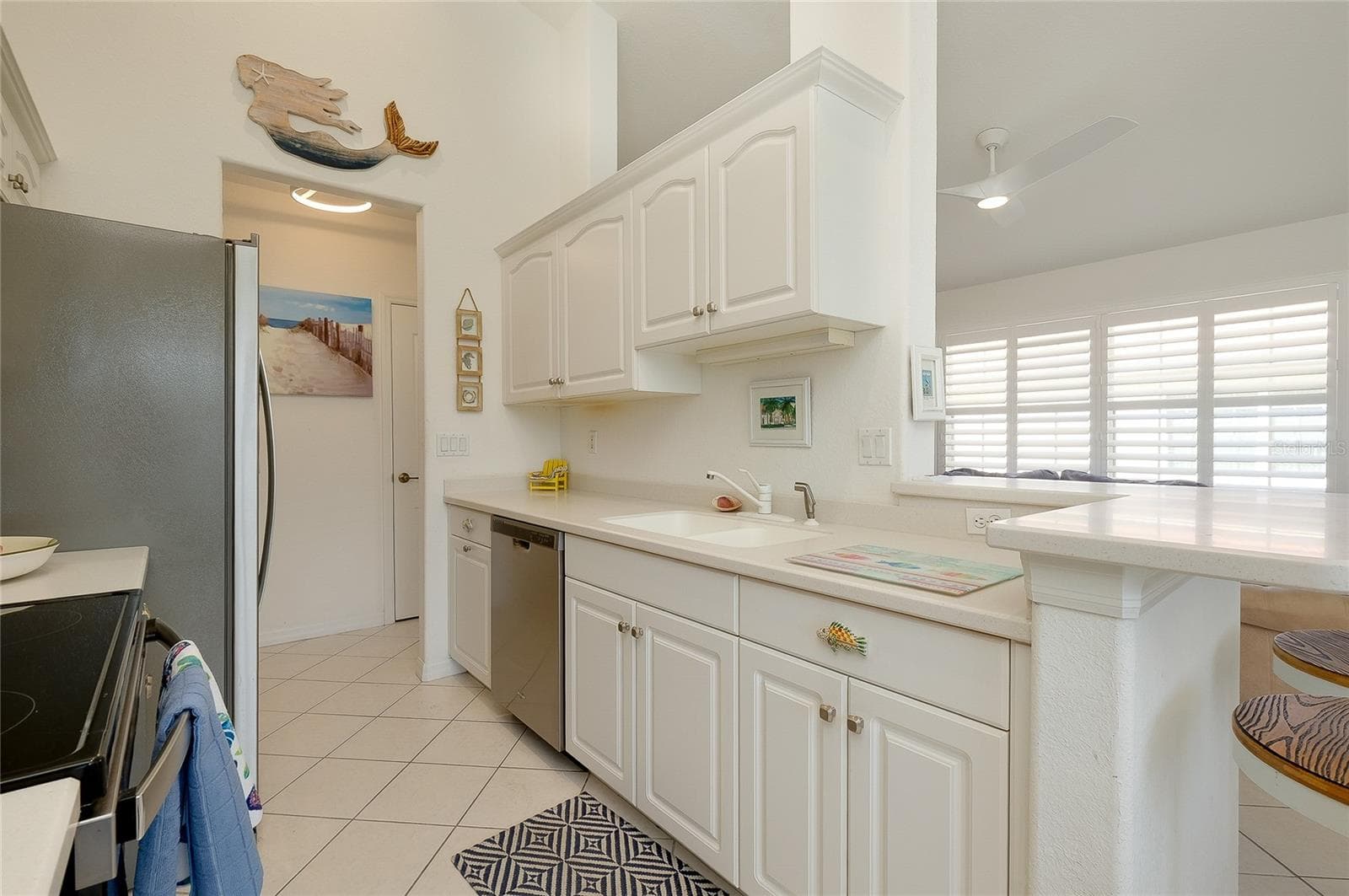 Condominium at 703 CASA DEL LAGO WAY #703, VENICE, photo 14 of 52