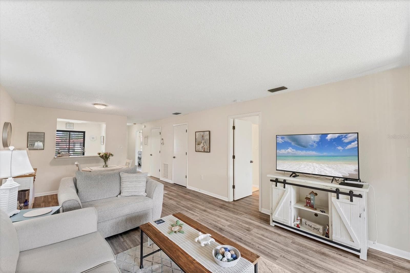Condominium at 5264 LAKE VILLAGE DR #48, SARASOTA, photo 6 of 44