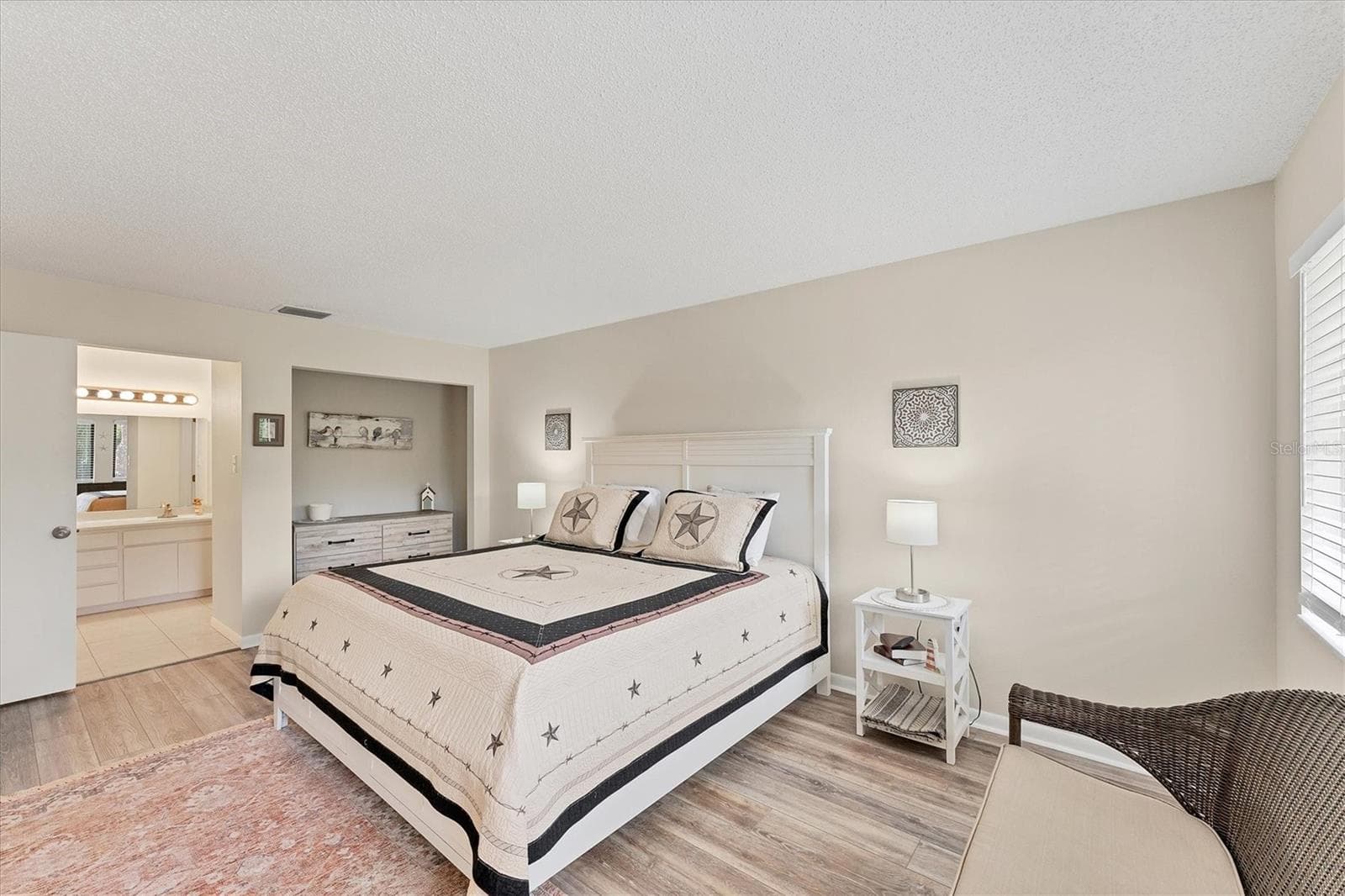 Condominium at 5264 LAKE VILLAGE DR #48, SARASOTA, photo 13 of 44
