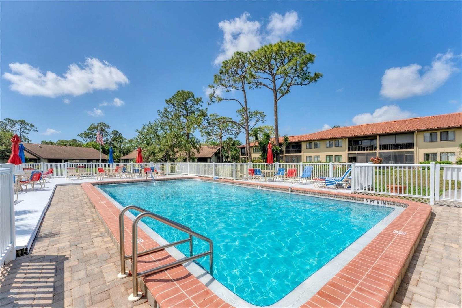 Condominium at 5264 LAKE VILLAGE DR #48, SARASOTA, photo 29 of 44