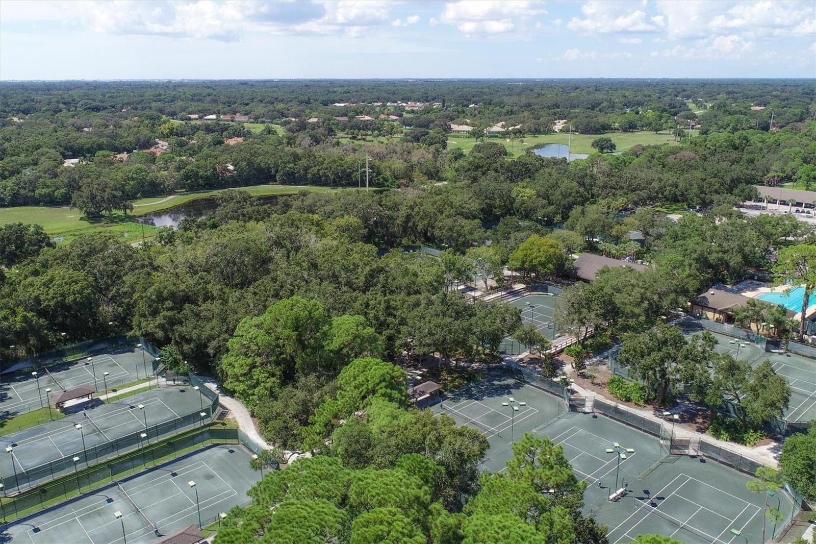 Condominium at 5264 LAKE VILLAGE DR #48, SARASOTA, photo 42 of 44