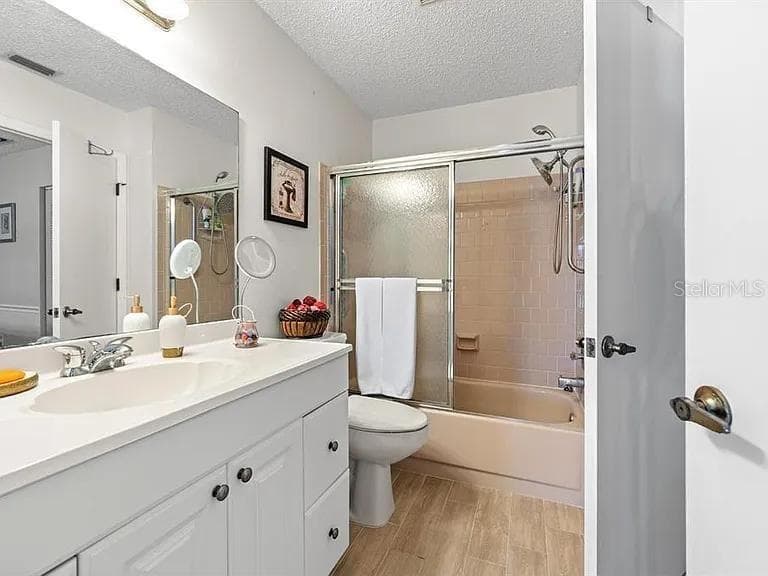 Villa at 11404 STANSBERRY DR, PORT RICHEY, photo 16 of 23