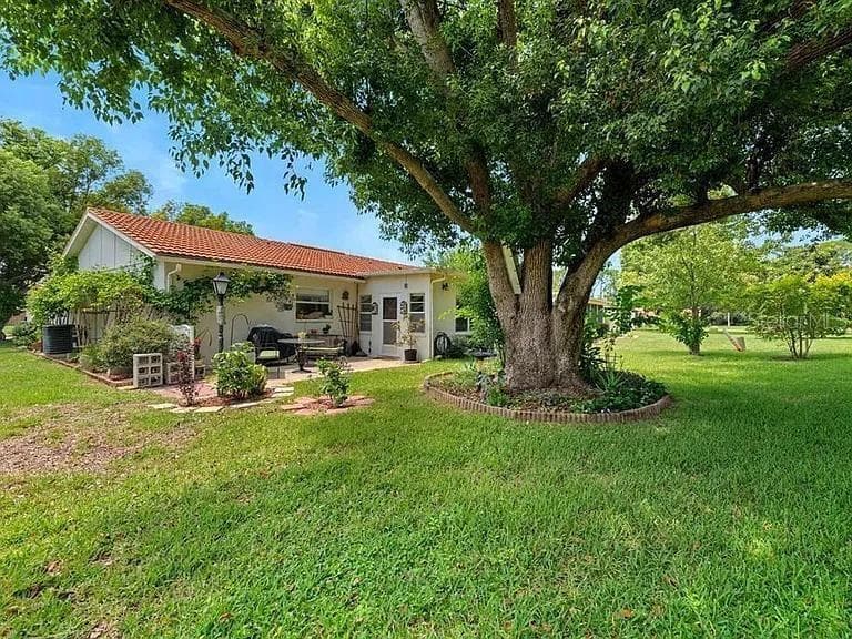 Villa at 11404 STANSBERRY DR, PORT RICHEY, photo 19 of 23