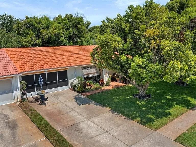 Villa at 11404 STANSBERRY DR, PORT RICHEY, photo 20 of 23