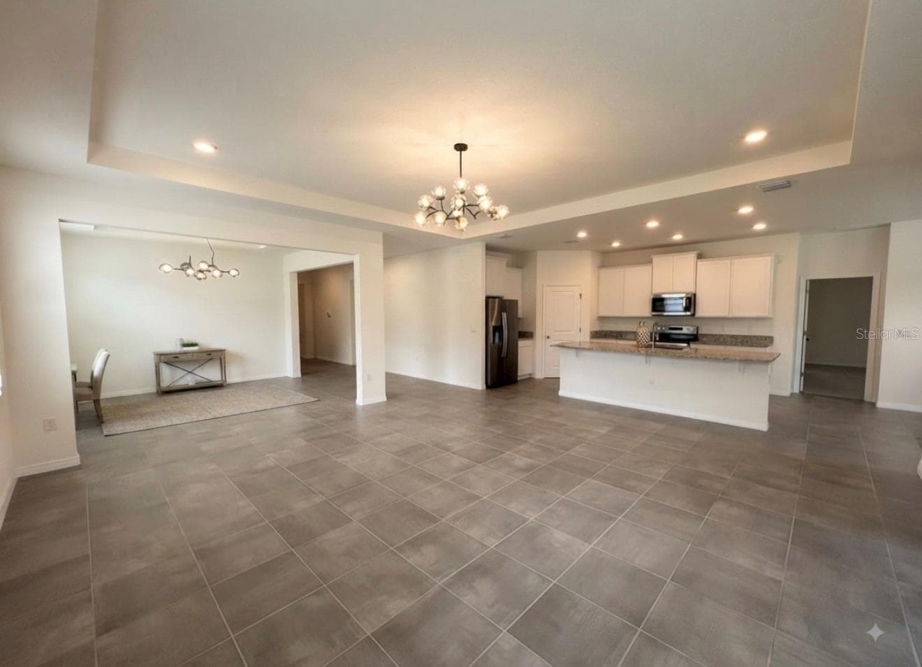 Single Family Residence at 5811 SW 80TH LN, OCALA, photo 3 of 95