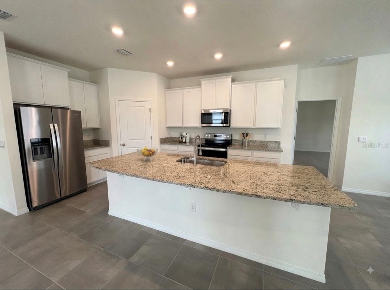 Single Family Residence at 5811 SW 80TH LN, OCALA, photo 17 of 95