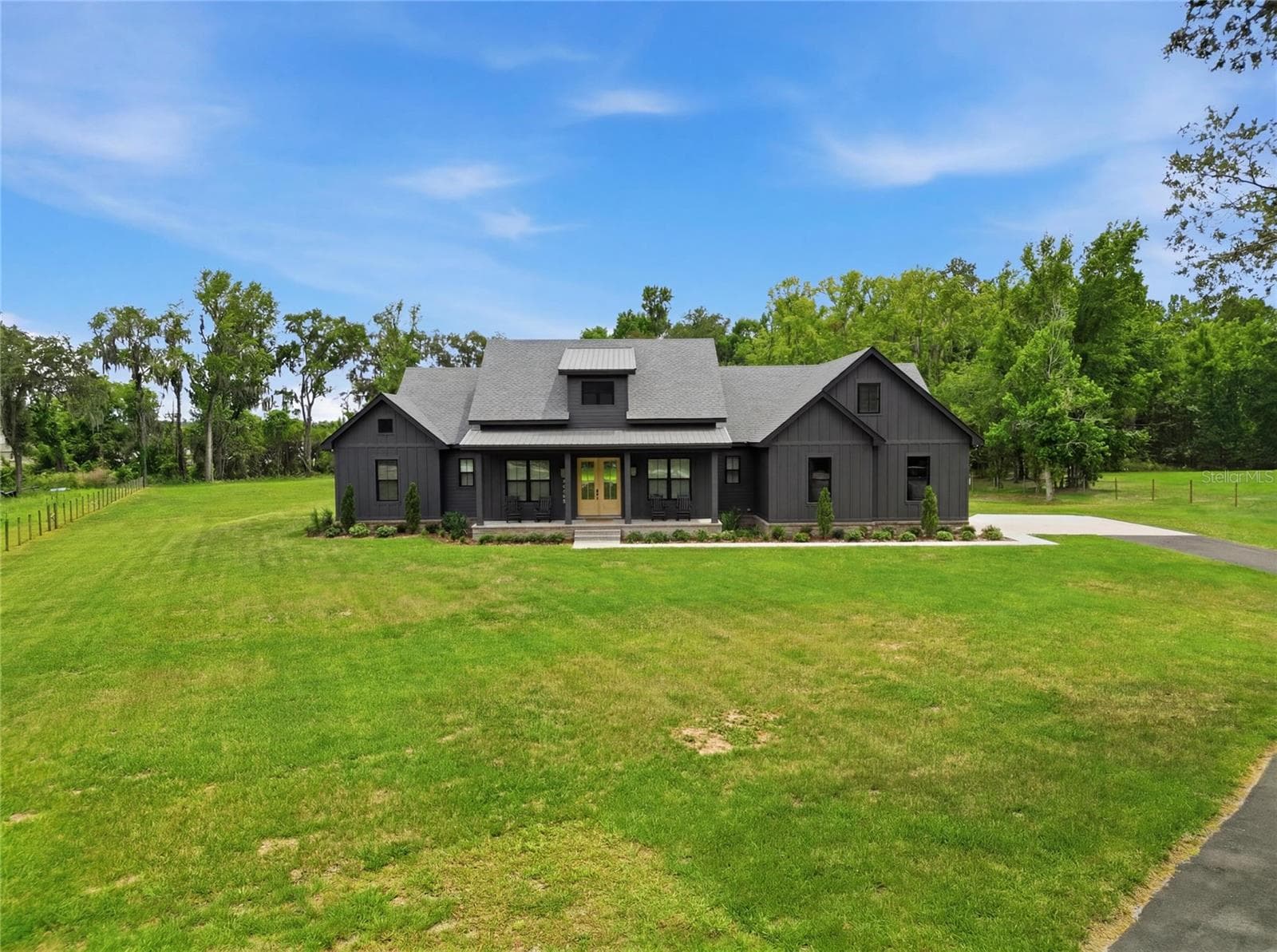 Single Family Residence at 2398 GEORGE WHEELER RD, LAKELAND, photo 2 of 88