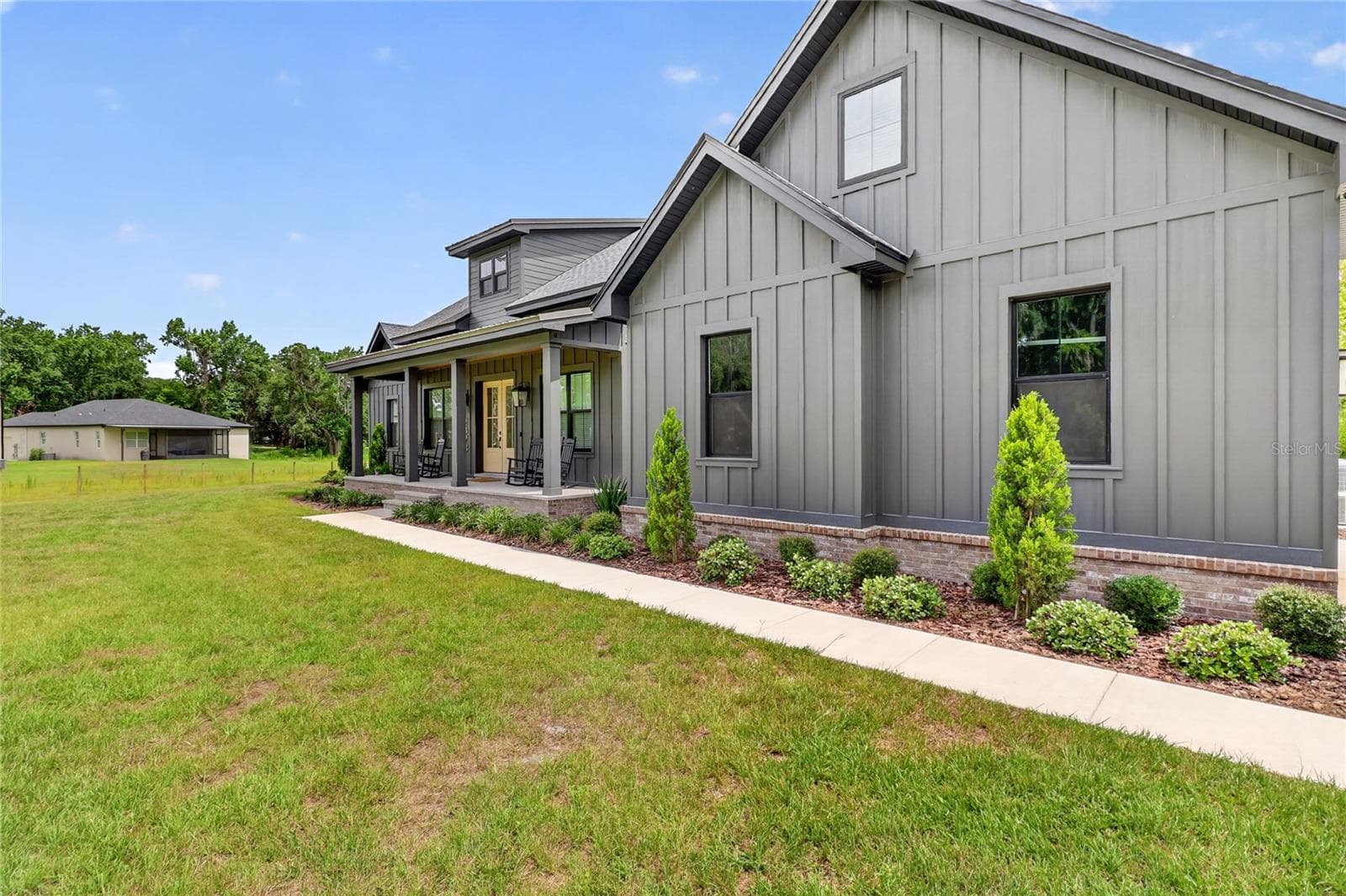 Single Family Residence at 2398 GEORGE WHEELER RD, LAKELAND, photo 11 of 88