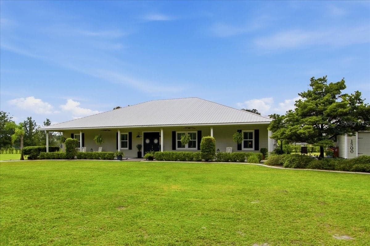 Close view of House - 1500 SPRING GARDEN RANCH RD, DE LEON SPRINGS