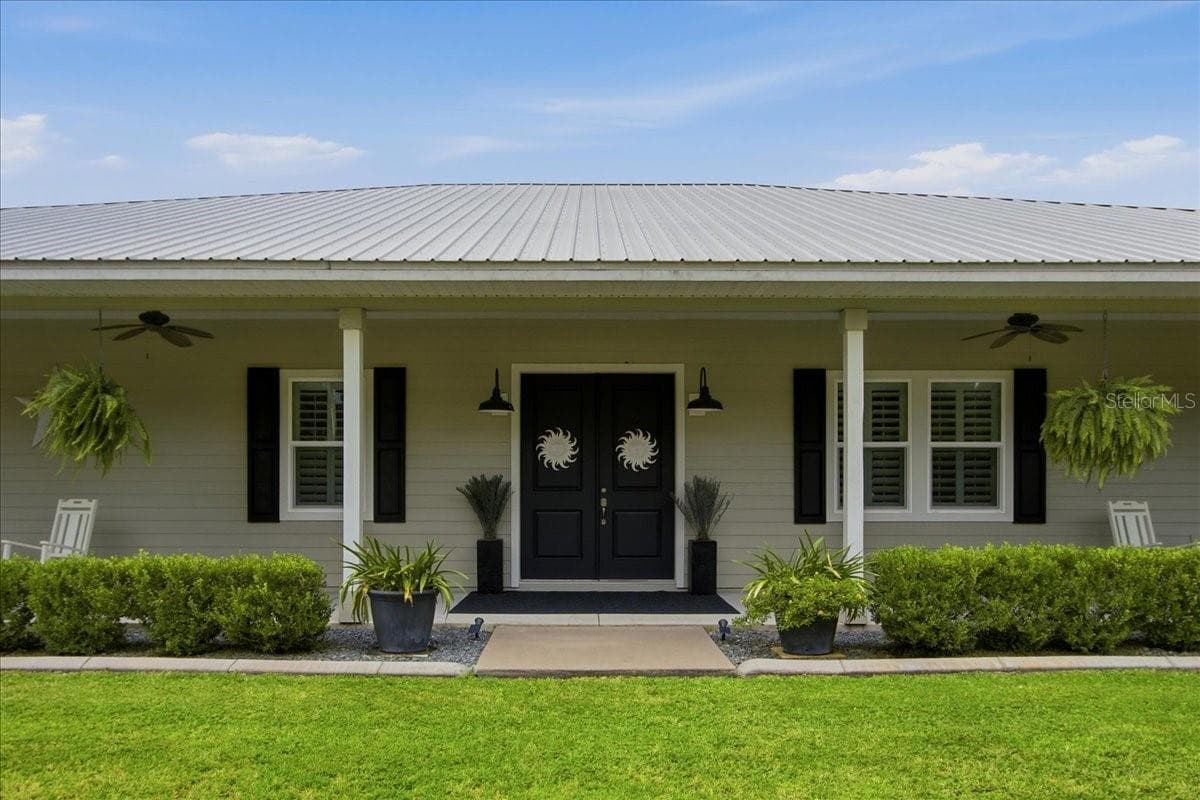 Front Door View1500Spring Garden Ranch Rd - 1500 SPRING GARDEN RANCH RD, DE LEON SPRINGS