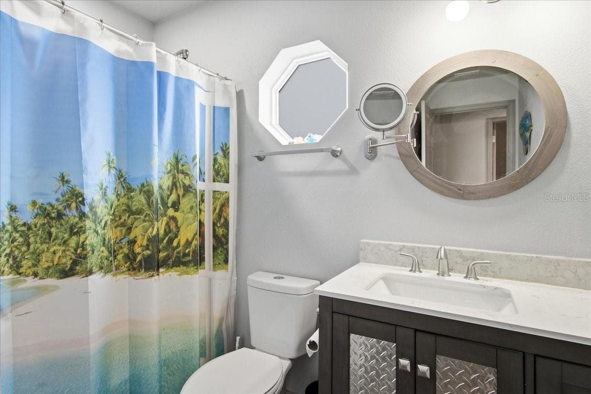 Guest House - Second Bathroom - 1500 SPRING GARDEN RANCH RD, DE LEON SPRINGS