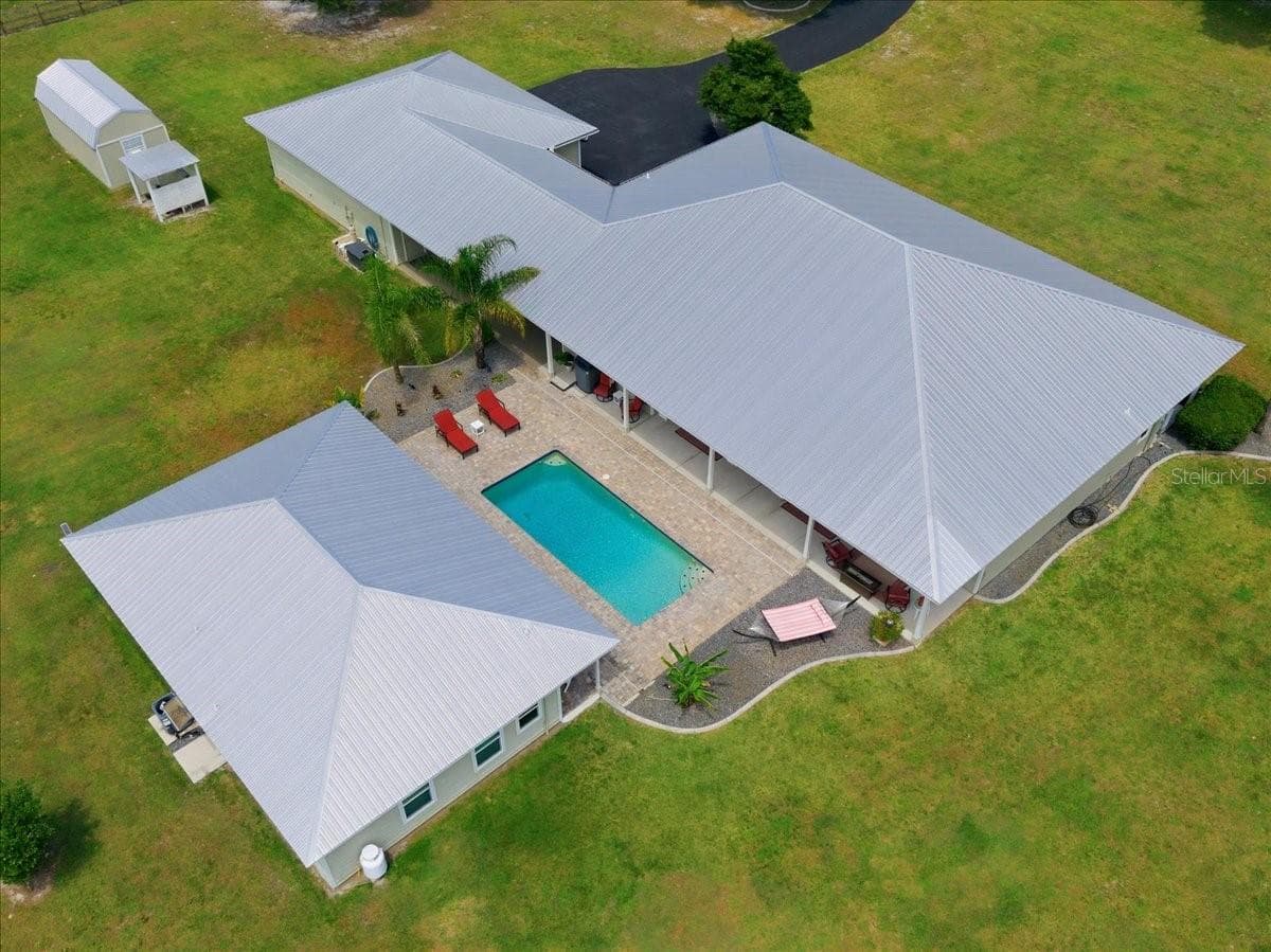 1500 SPRING GARDEN RANCH RD