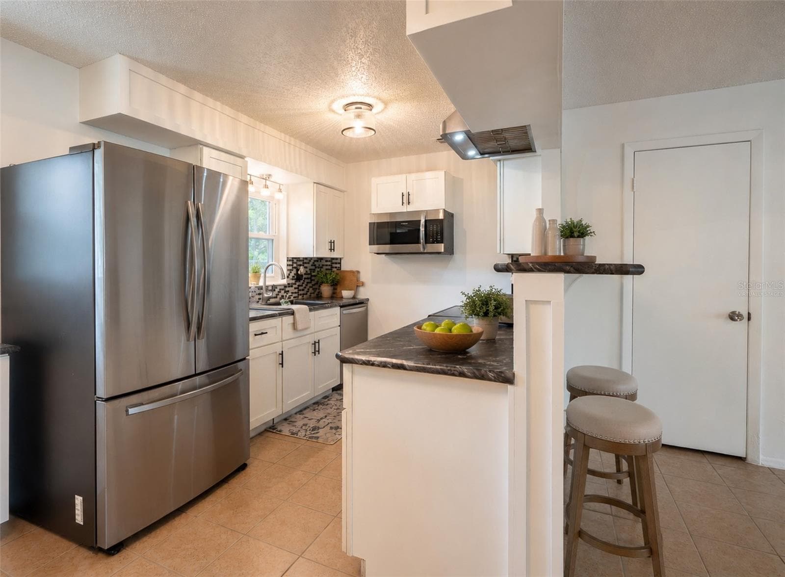 Kitchen Virtually Staged - 1049 BIRCH BLVD, TAVARES