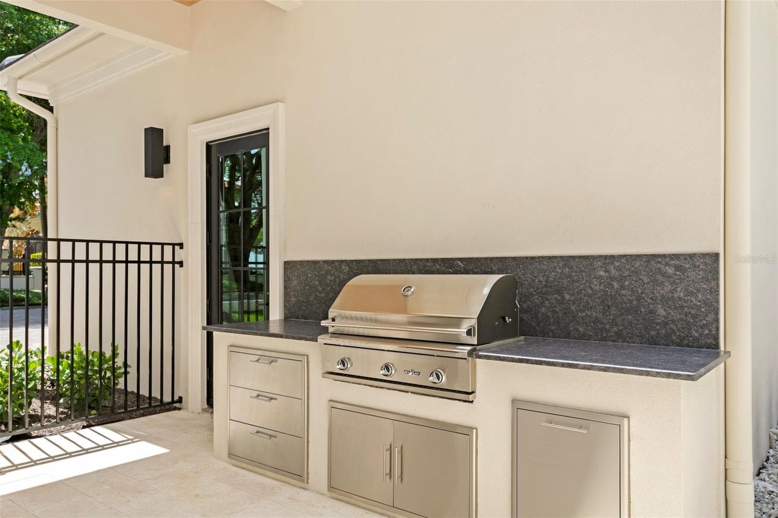 Single Family Residence at 3907 BAYSHORE BLVD, TAMPA, photo 93 of 98