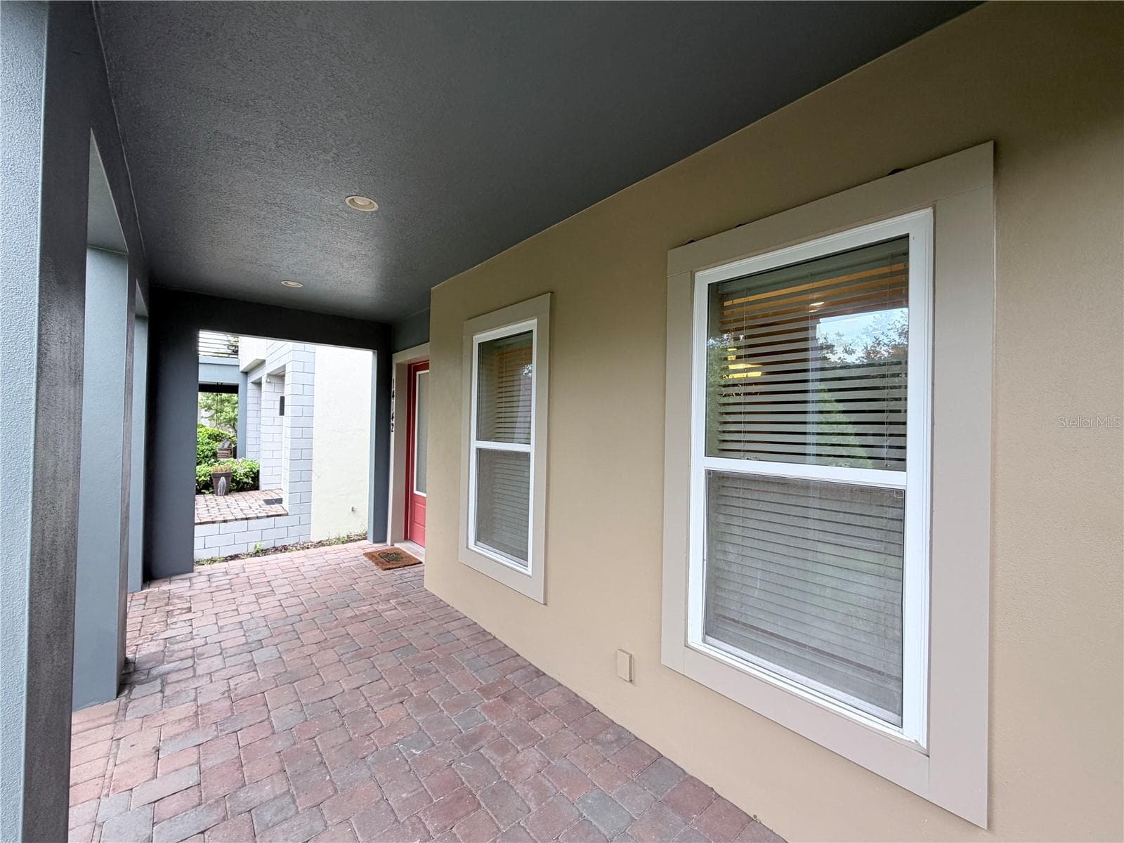 Half Duplex at 14142 WALCOTT AVE, ORLANDO, photo 7 of 53