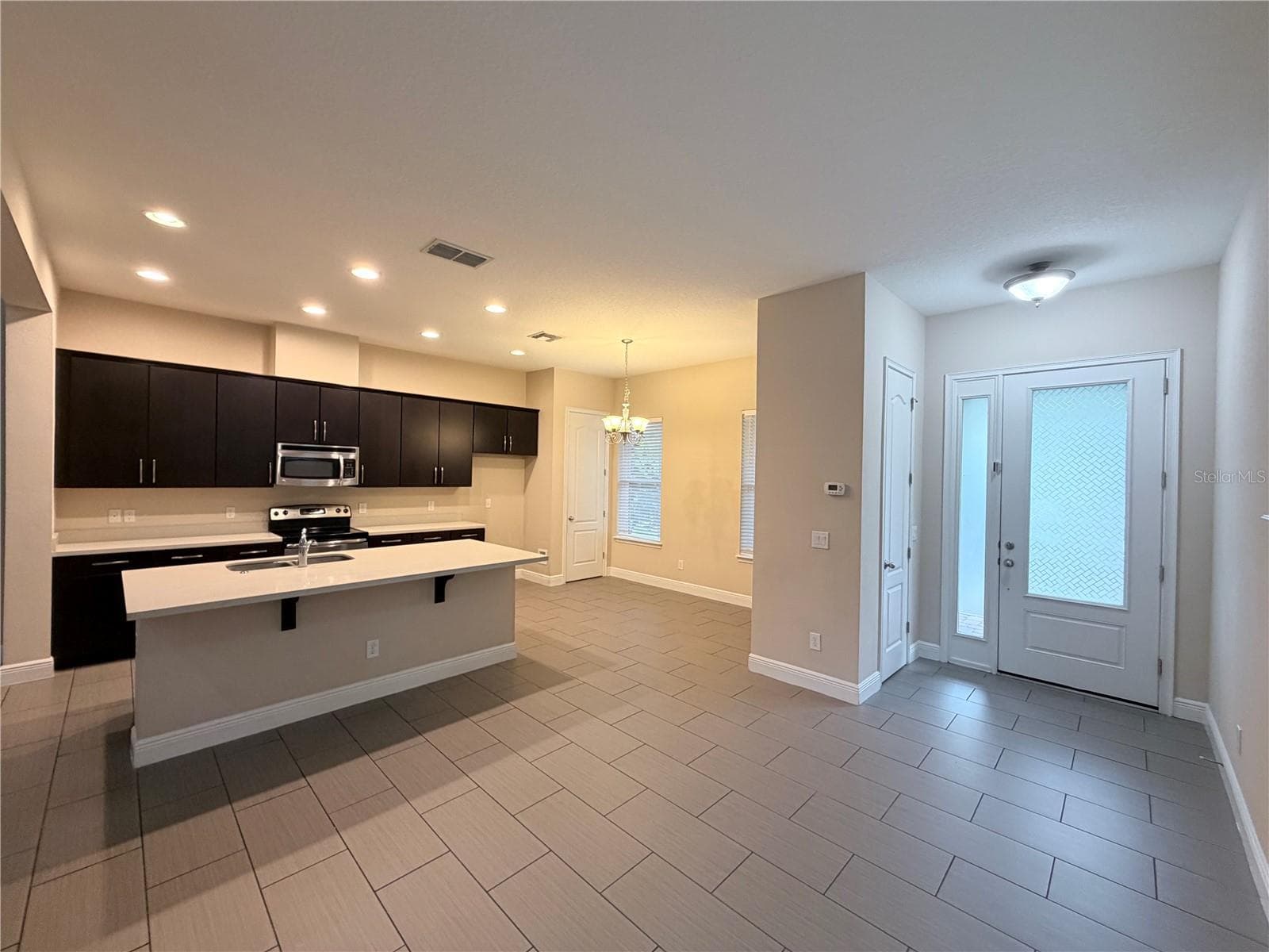 Half Duplex at 14142 WALCOTT AVE, ORLANDO, photo 9 of 53