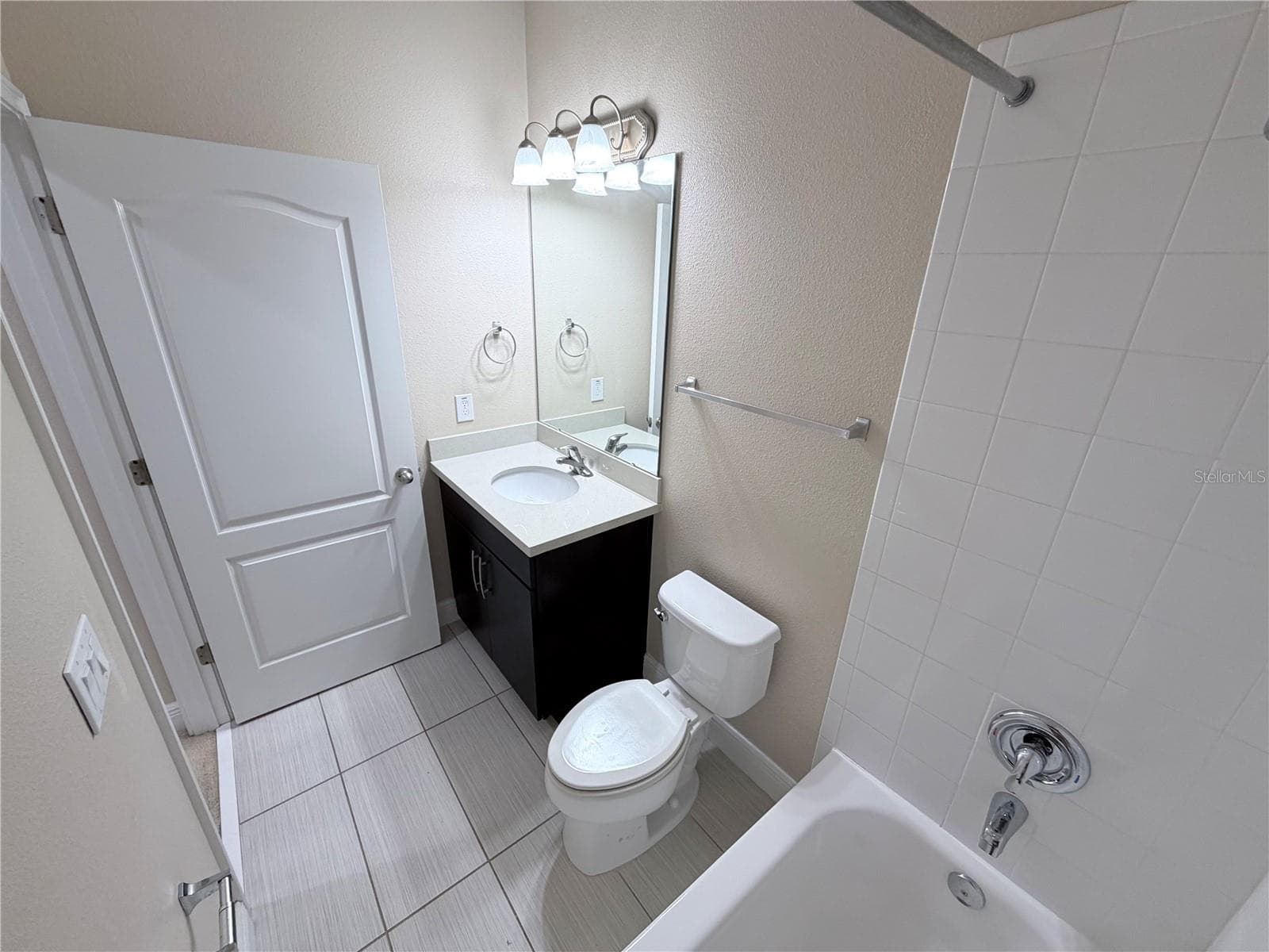 Half Duplex at 14142 WALCOTT AVE, ORLANDO, photo 36 of 53