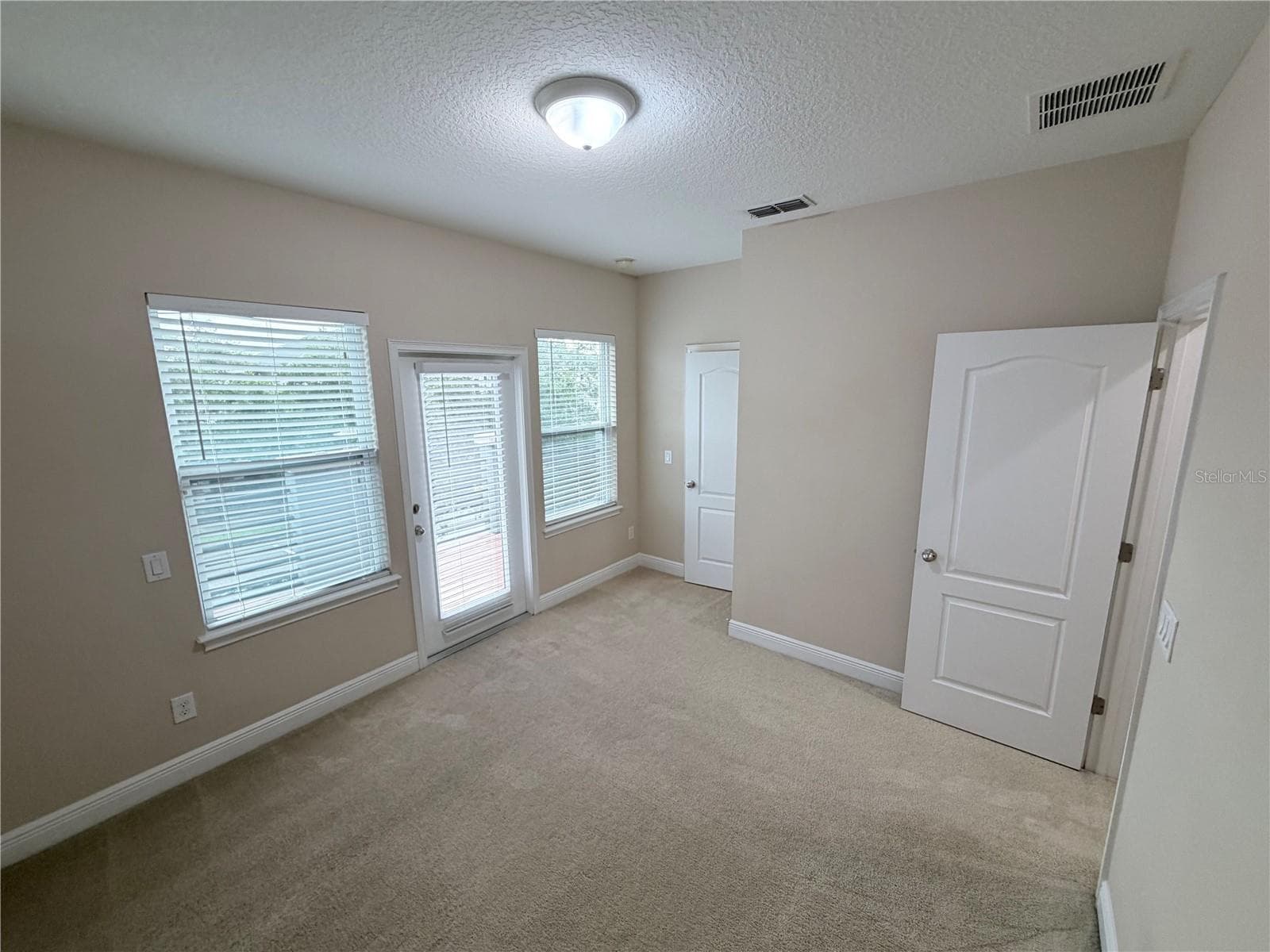 Half Duplex at 14142 WALCOTT AVE, ORLANDO, photo 42 of 53
