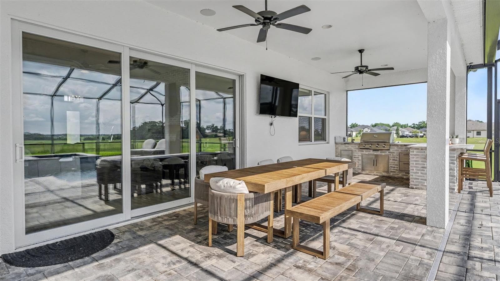 Rear Patio - 7034 BENTRIDGE DR, LAKELAND