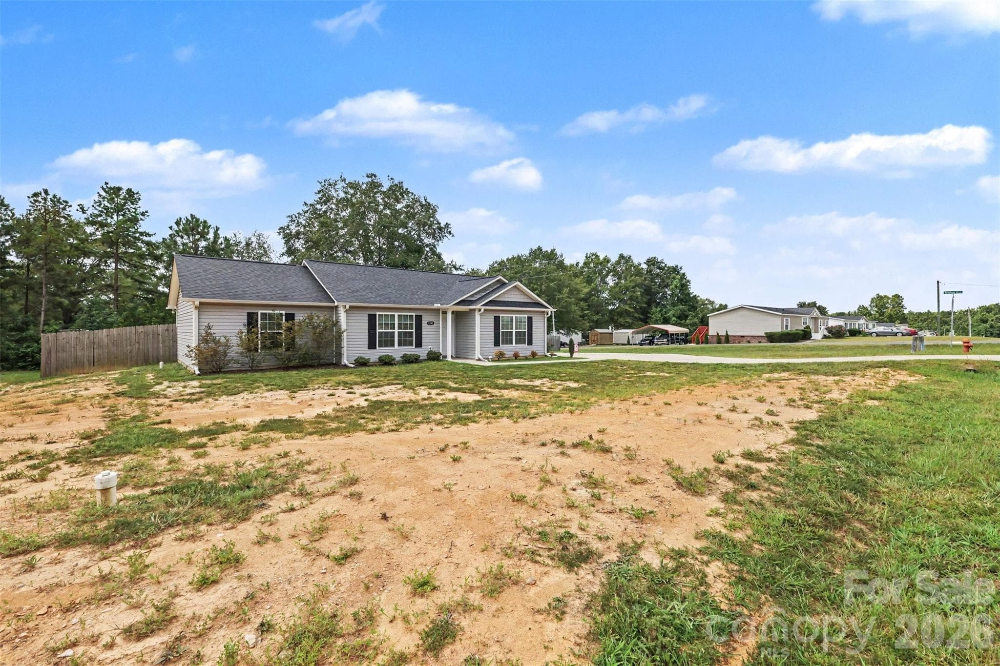 Single Family Residence at 1505 Foxbrook Circle, Lancaster, photo 4 of 25