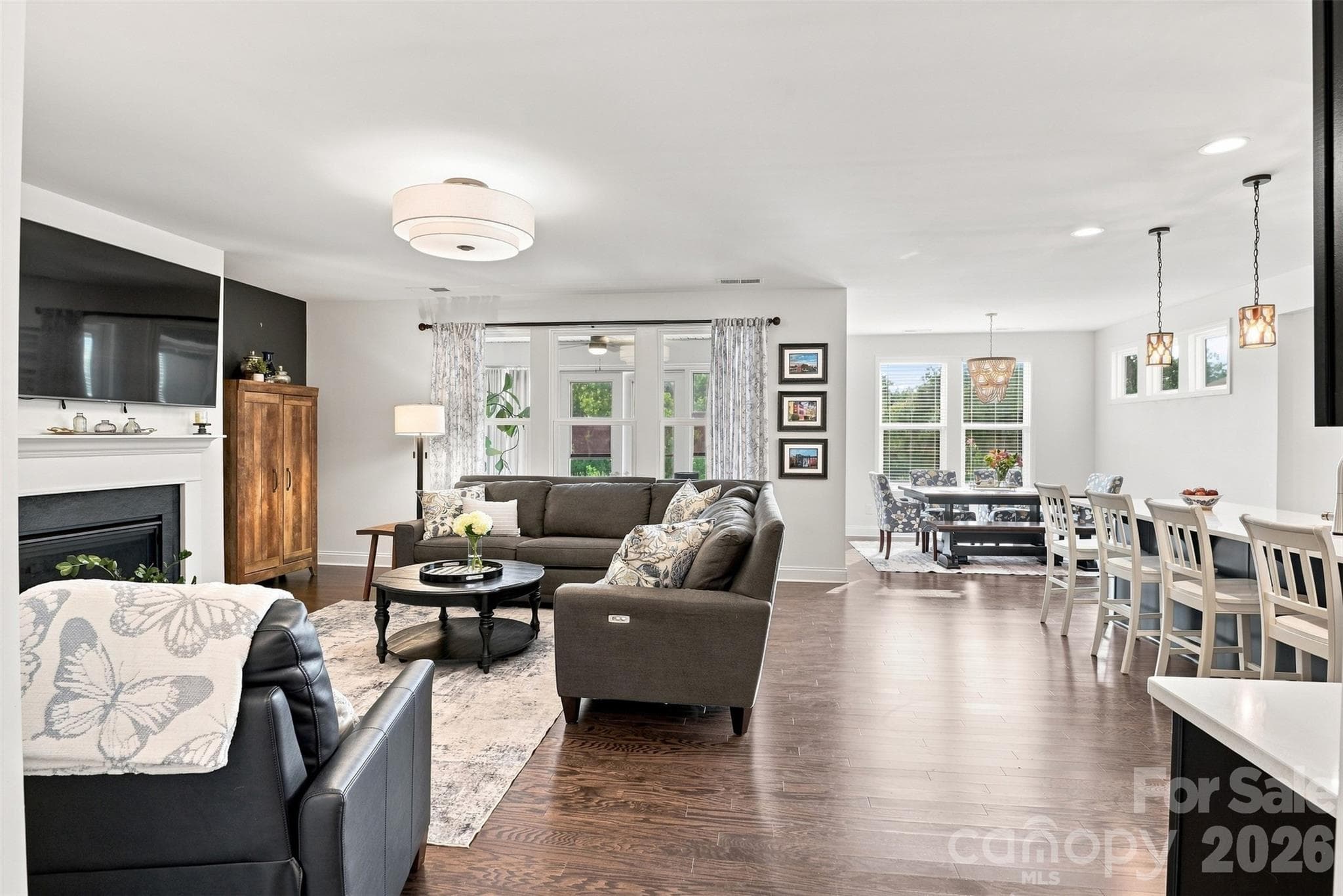 Single Family Residence at 7041 Irongate Drive, Lancaster, photo 13 of 48