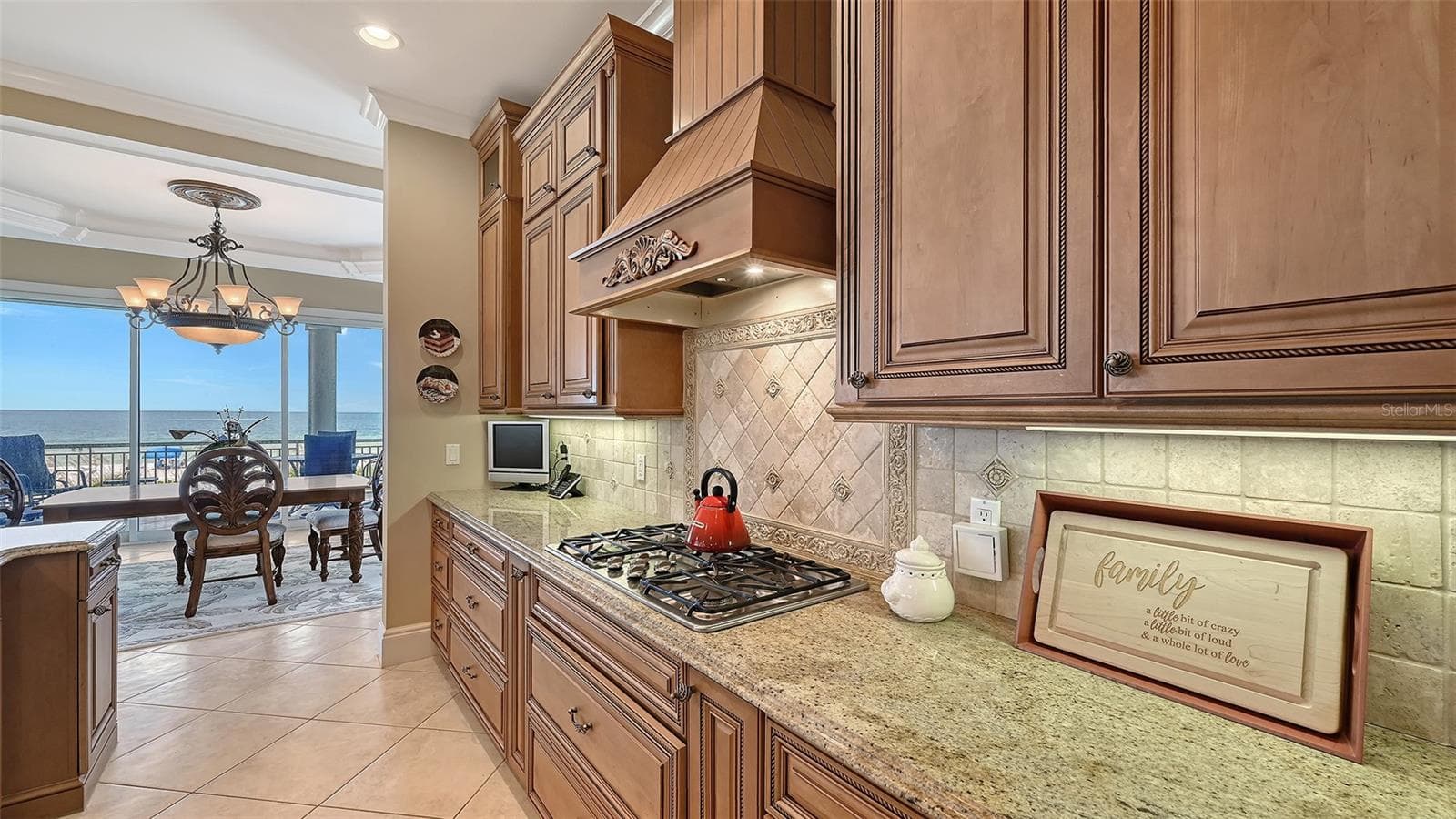 Plenty of food prep area in this kitchen - 106 74TH ST #100, HOLMES BEACH