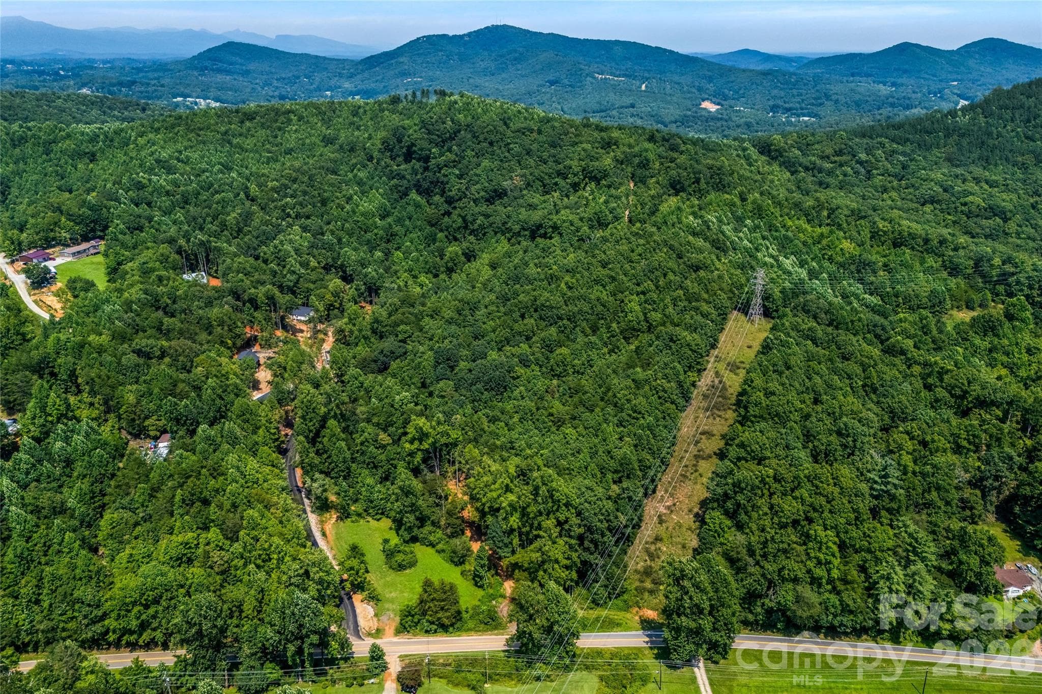 Long-range mountain setting - 119 Catatoga Trail, Marion