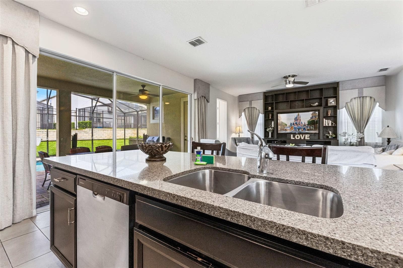 Single Family Residence at 1832 SANDY PARK TRL, KISSIMMEE, photo 9 of 39