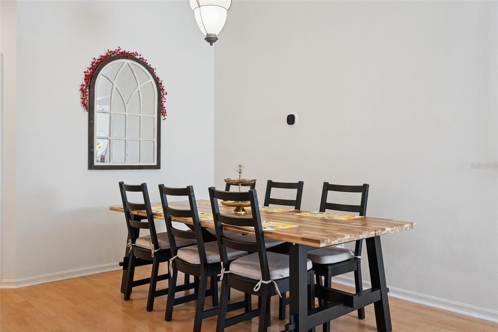 Single Family Residence at 1038 ROYAL OAKS DR, APOPKA, photo 7 of 35