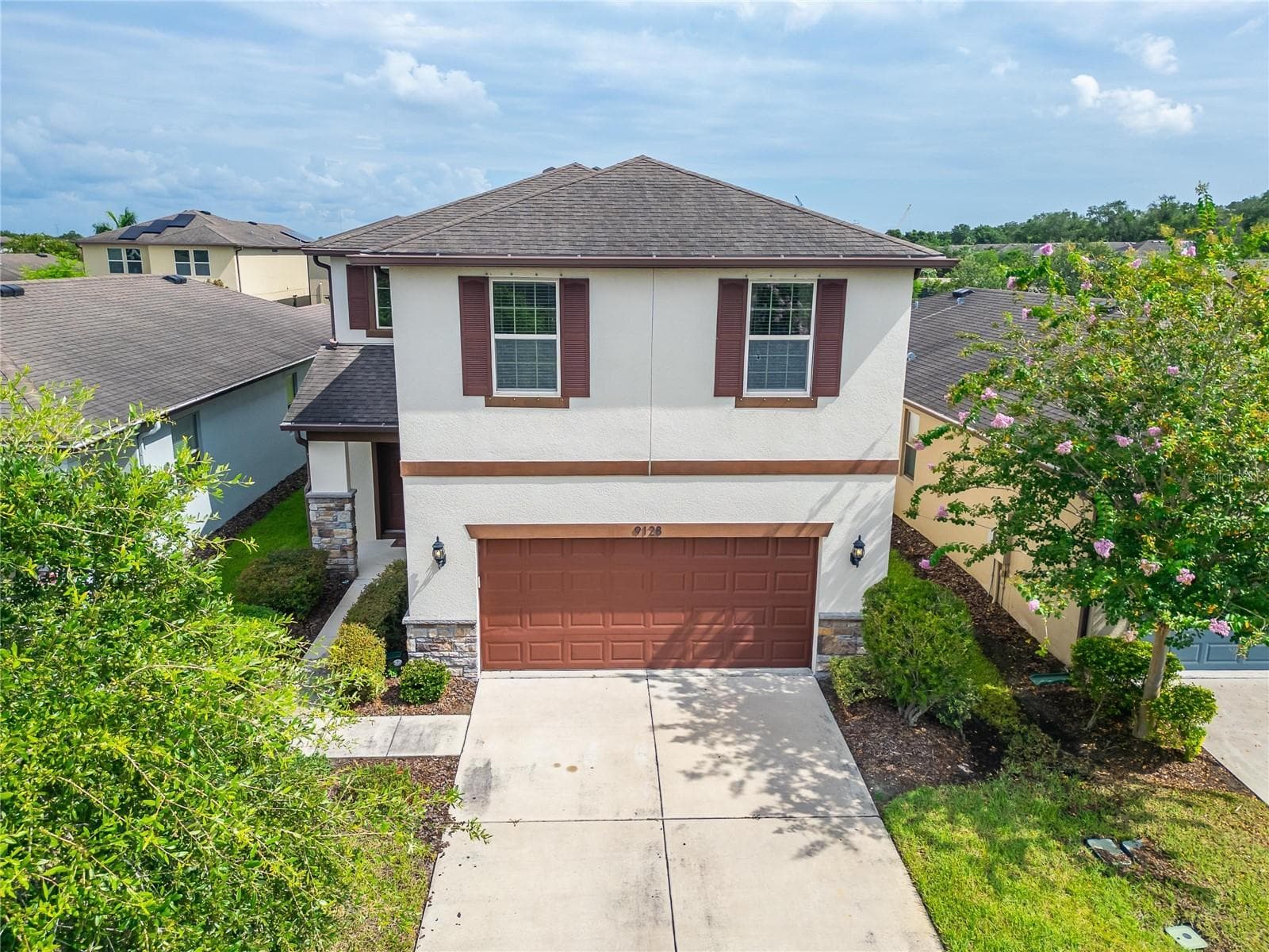 Single Family Residence at 9128 GRANT LINE LN, RIVERVIEW, photo 3 of 93