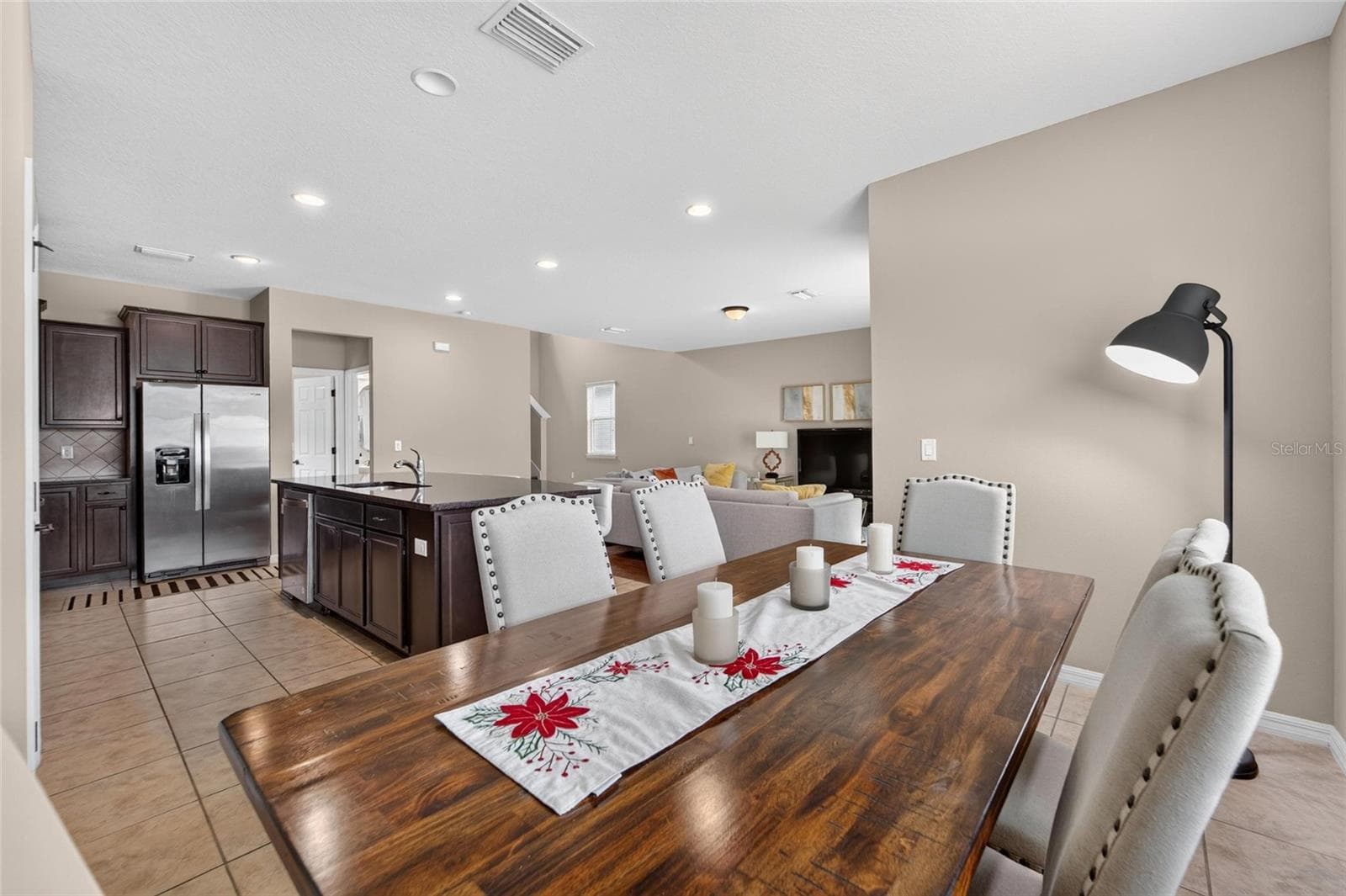 Single Family Residence at 9128 GRANT LINE LN, RIVERVIEW, photo 17 of 93