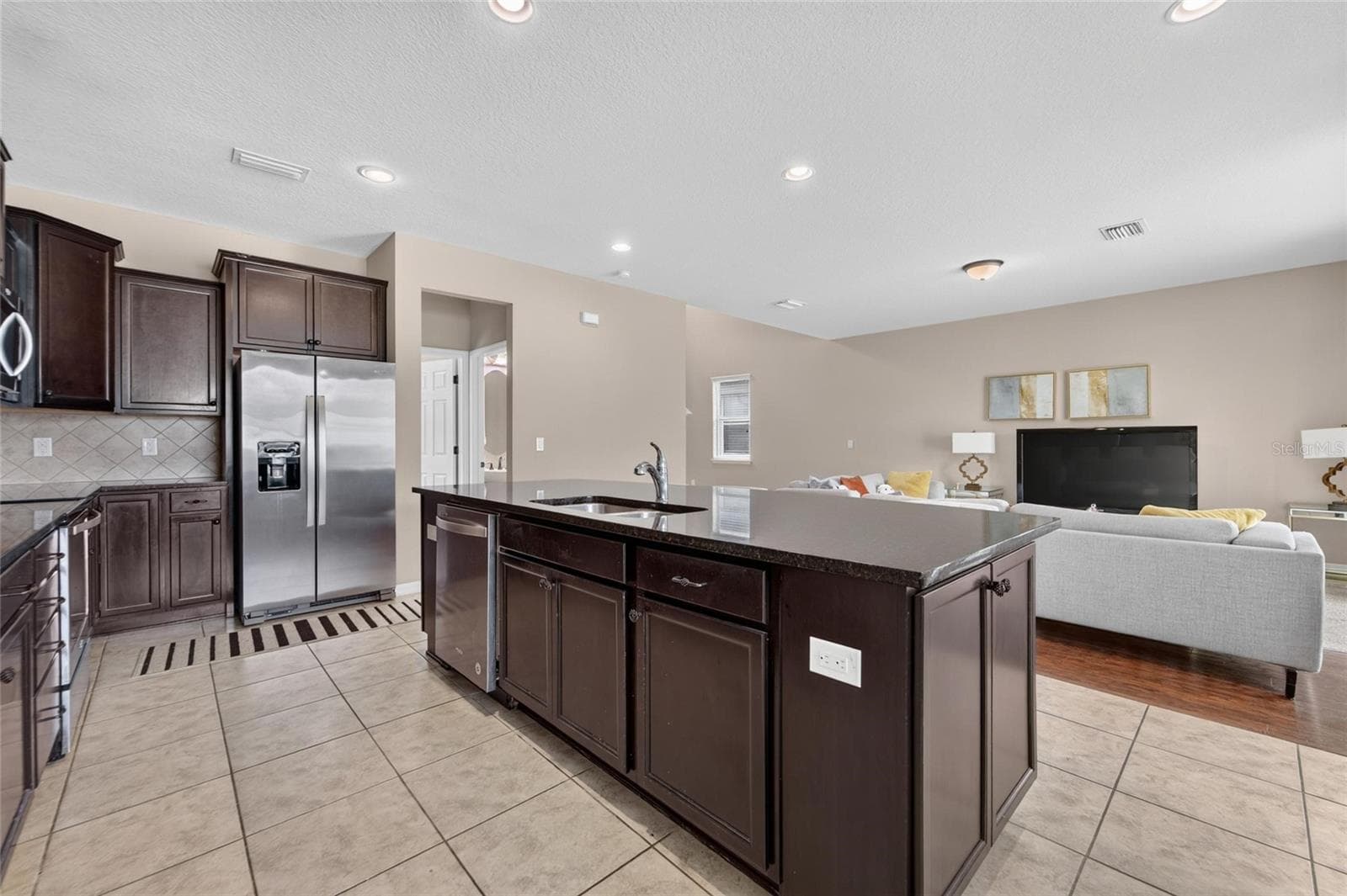 Single Family Residence at 9128 GRANT LINE LN, RIVERVIEW, photo 23 of 93