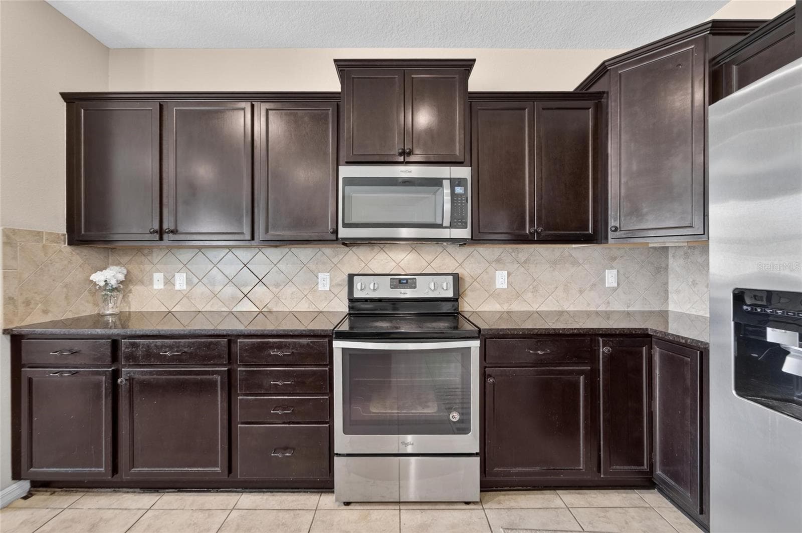 Single Family Residence at 9128 GRANT LINE LN, RIVERVIEW, photo 25 of 93