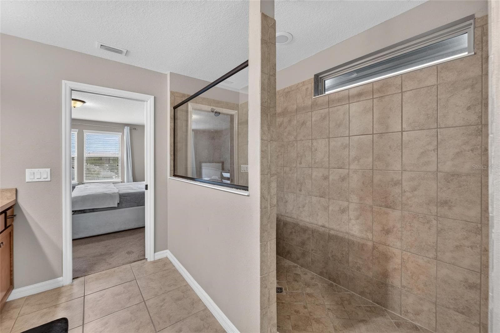 Single Family Residence at 9128 GRANT LINE LN, RIVERVIEW, photo 31 of 93
