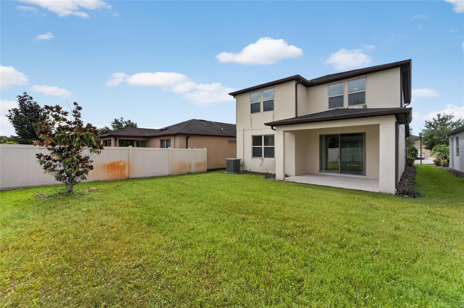 Single Family Residence at 9128 GRANT LINE LN, RIVERVIEW, photo 45 of 93
