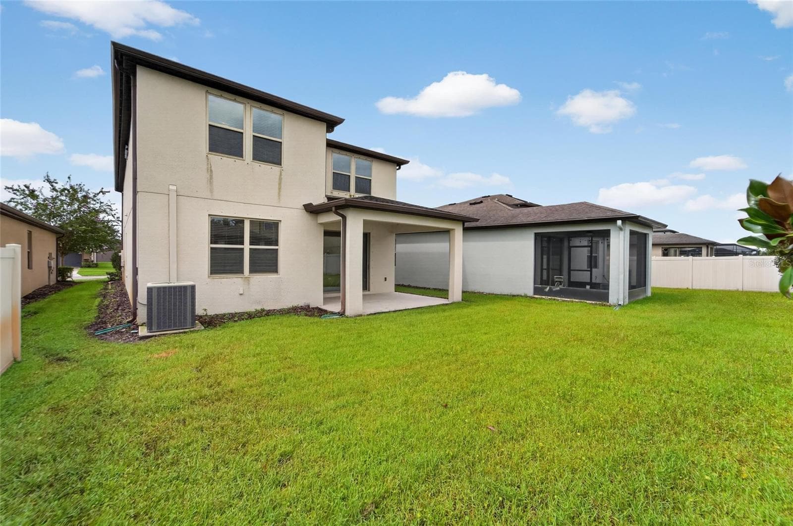 Single Family Residence at 9128 GRANT LINE LN, RIVERVIEW, photo 47 of 93