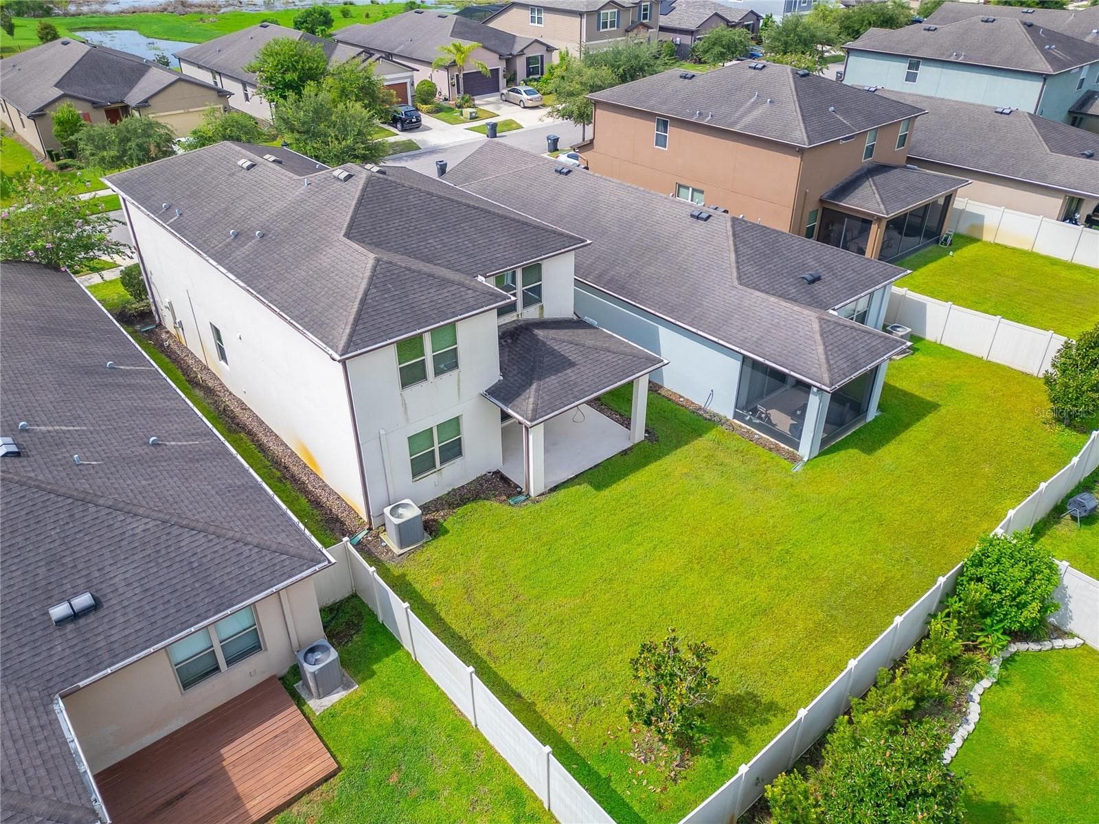 Single Family Residence at 9128 GRANT LINE LN, RIVERVIEW, photo 84 of 93