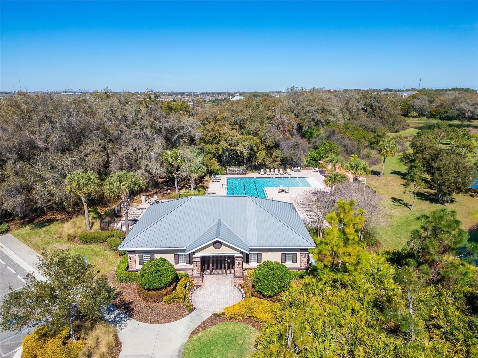 Single Family Residence at 9128 GRANT LINE LN, RIVERVIEW, photo 87 of 93