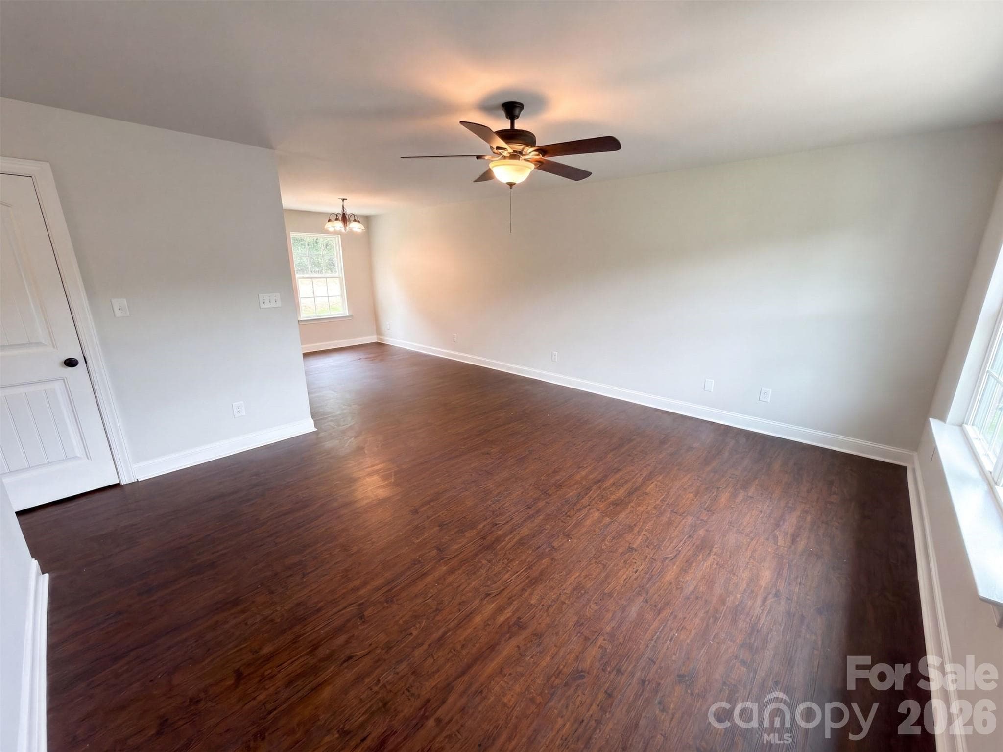 Single Family Residence at 1411 Foxbrook Circle, Lancaster, photo 3 of 16