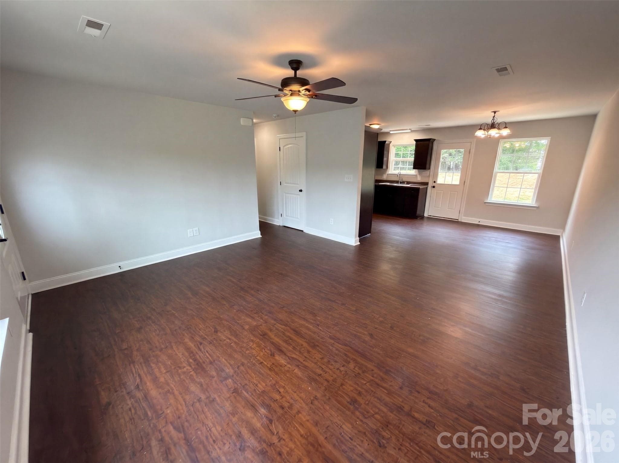 Single Family Residence at 1411 Foxbrook Circle, Lancaster, photo 7 of 16