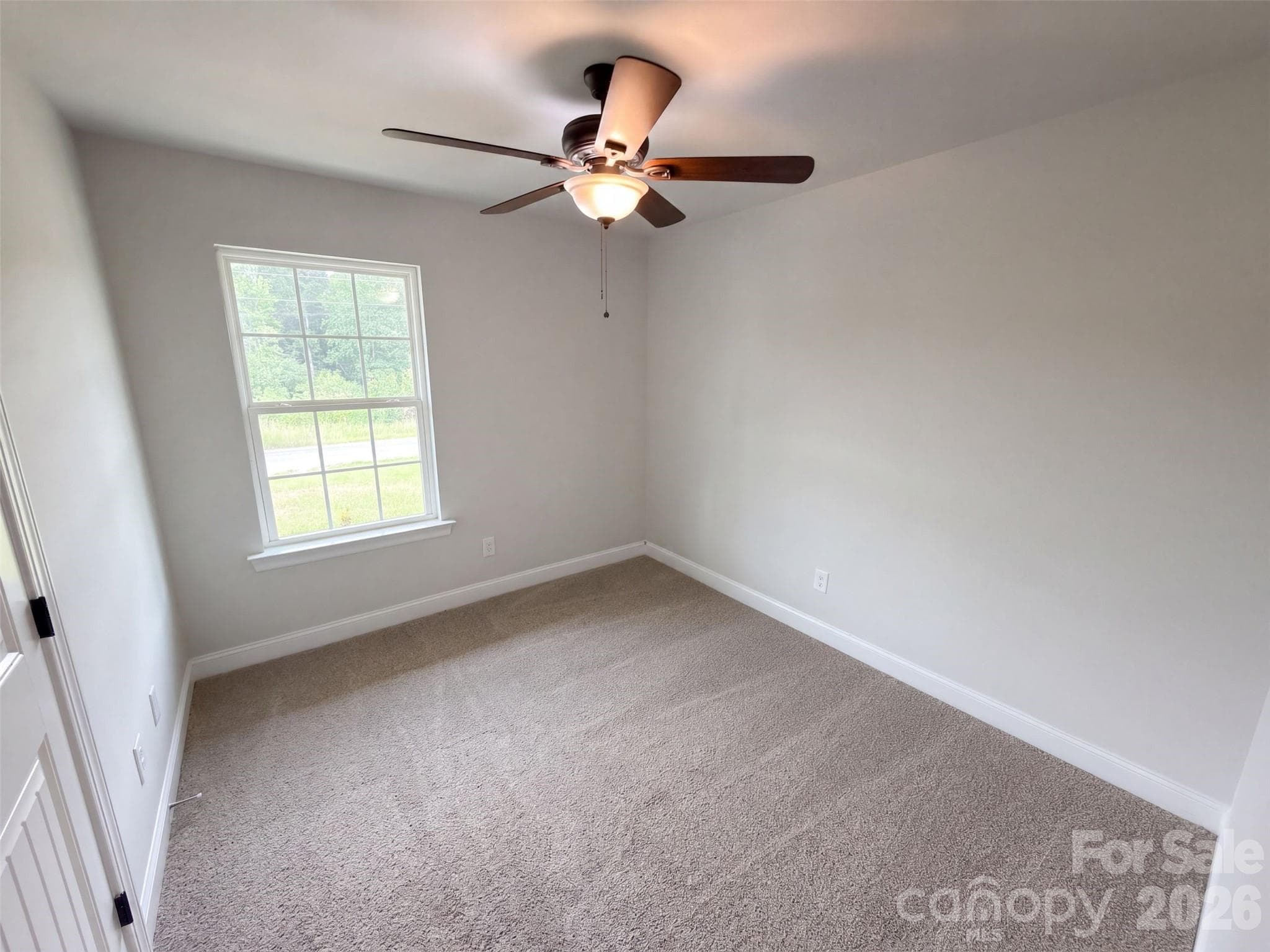 Single Family Residence at 1411 Foxbrook Circle, Lancaster, photo 10 of 16