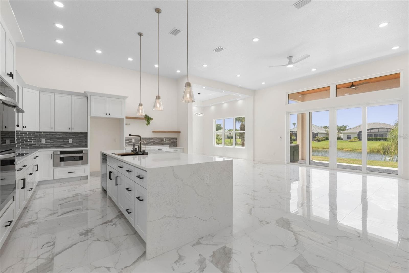 Waterfall Island - 116 LONGVIEW WAY N, PALM COAST