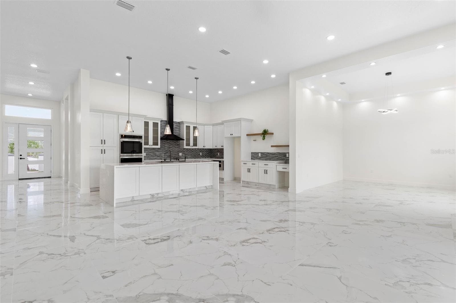 Ample Lighting - 116 LONGVIEW WAY N, PALM COAST