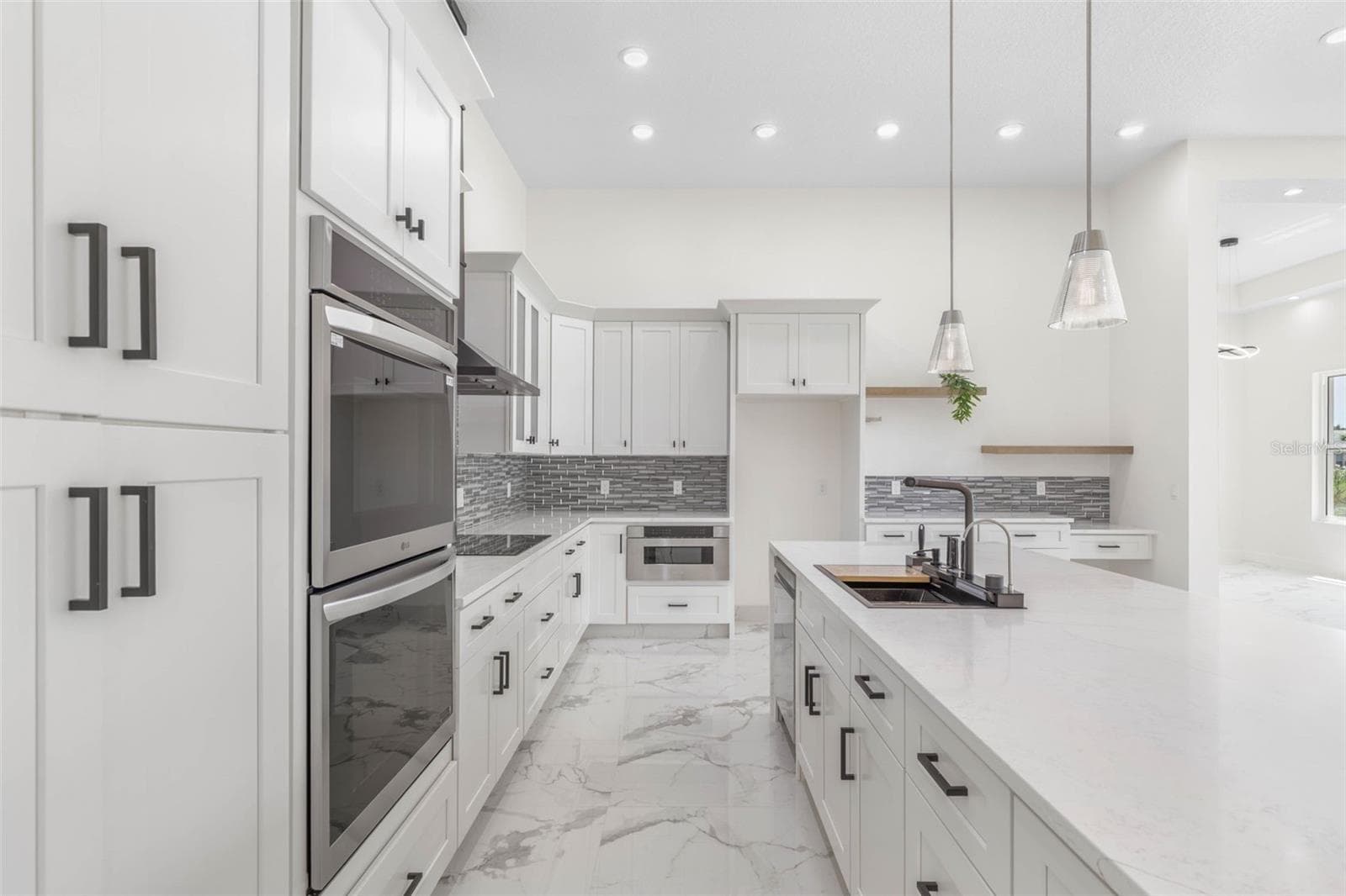Hidden Pantry - 116 LONGVIEW WAY N, PALM COAST