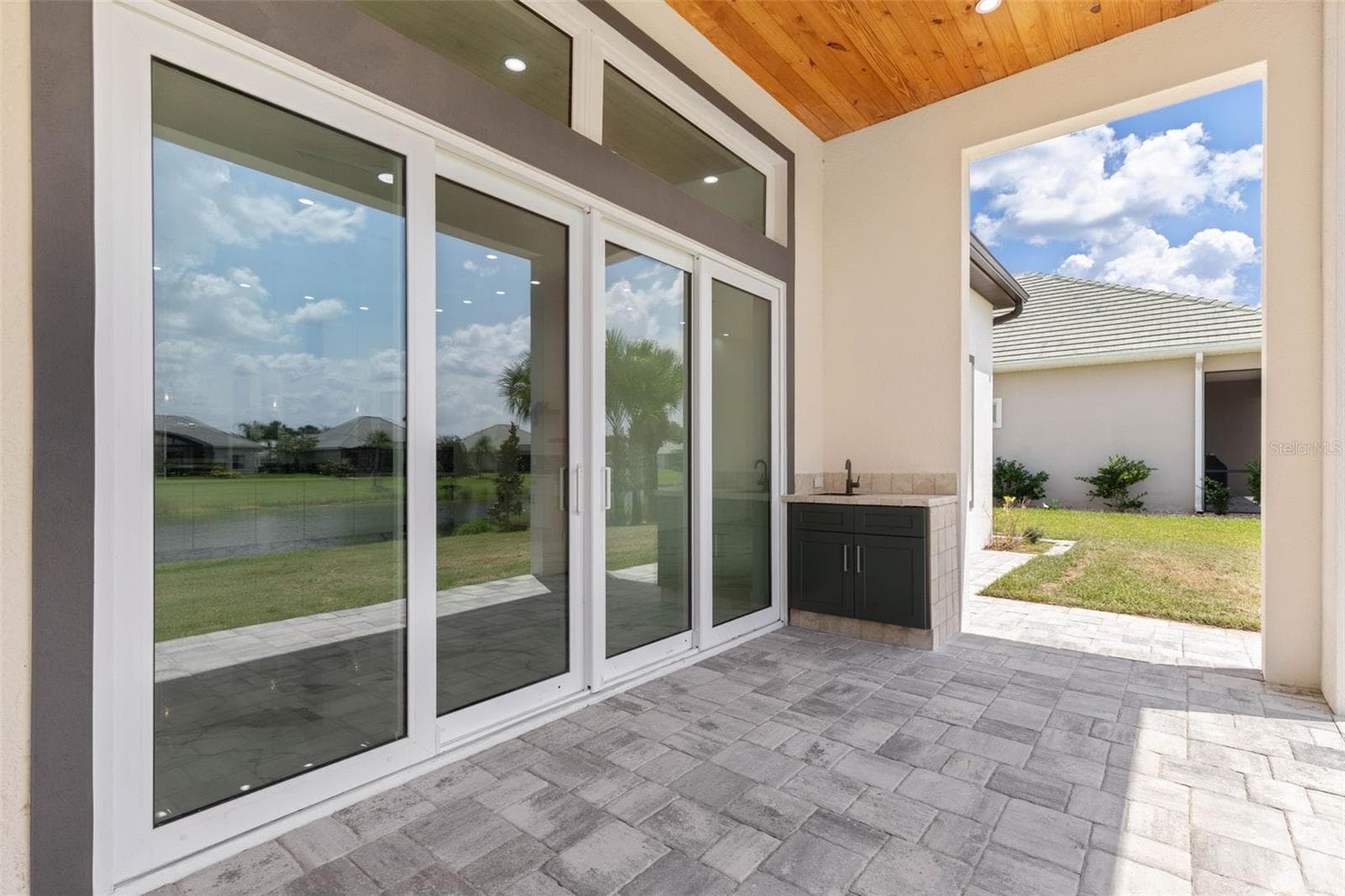 Paver Lanai - 116 LONGVIEW WAY N, PALM COAST