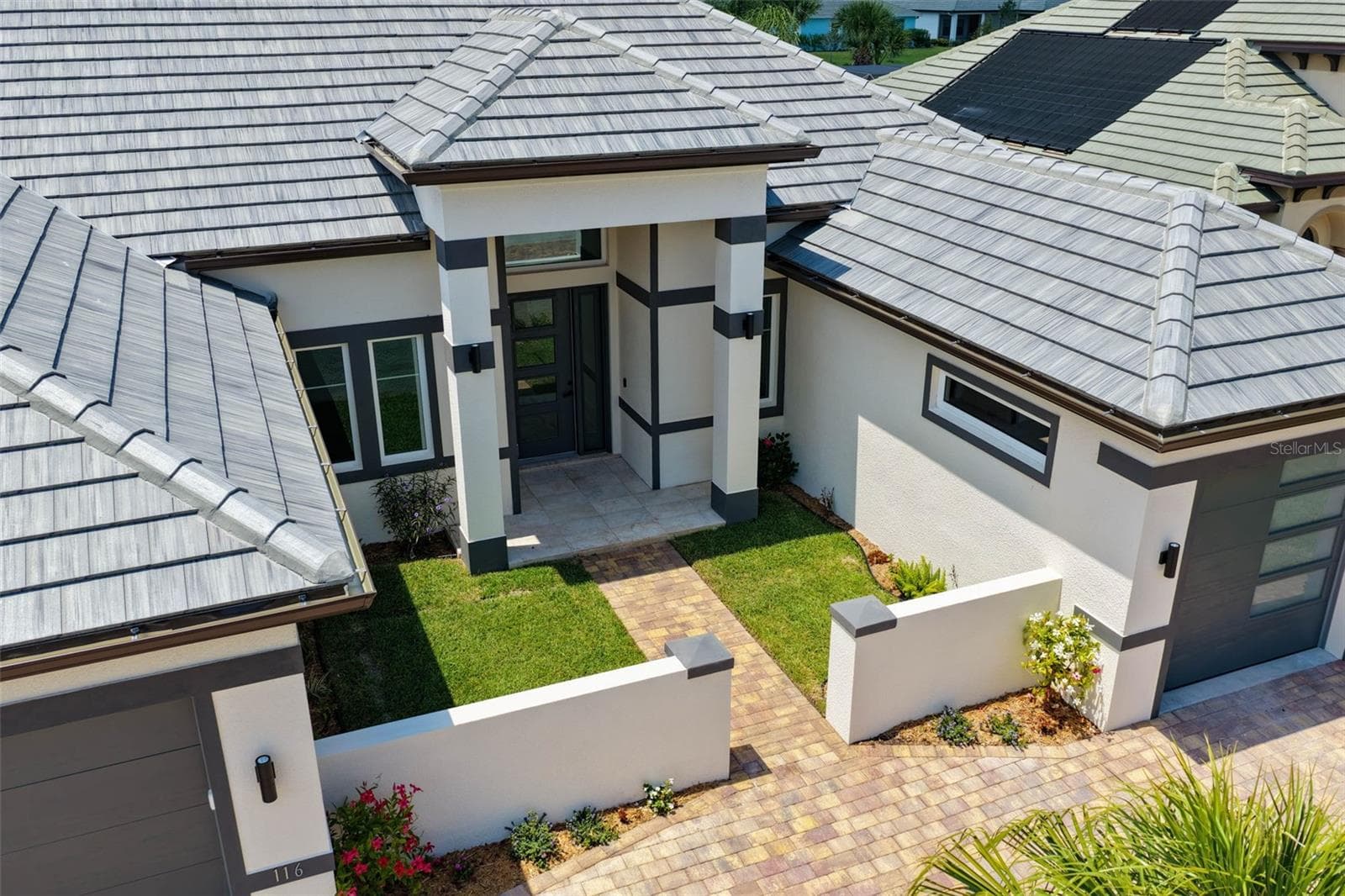 Courtyard Entry - 116 LONGVIEW WAY N, PALM COAST