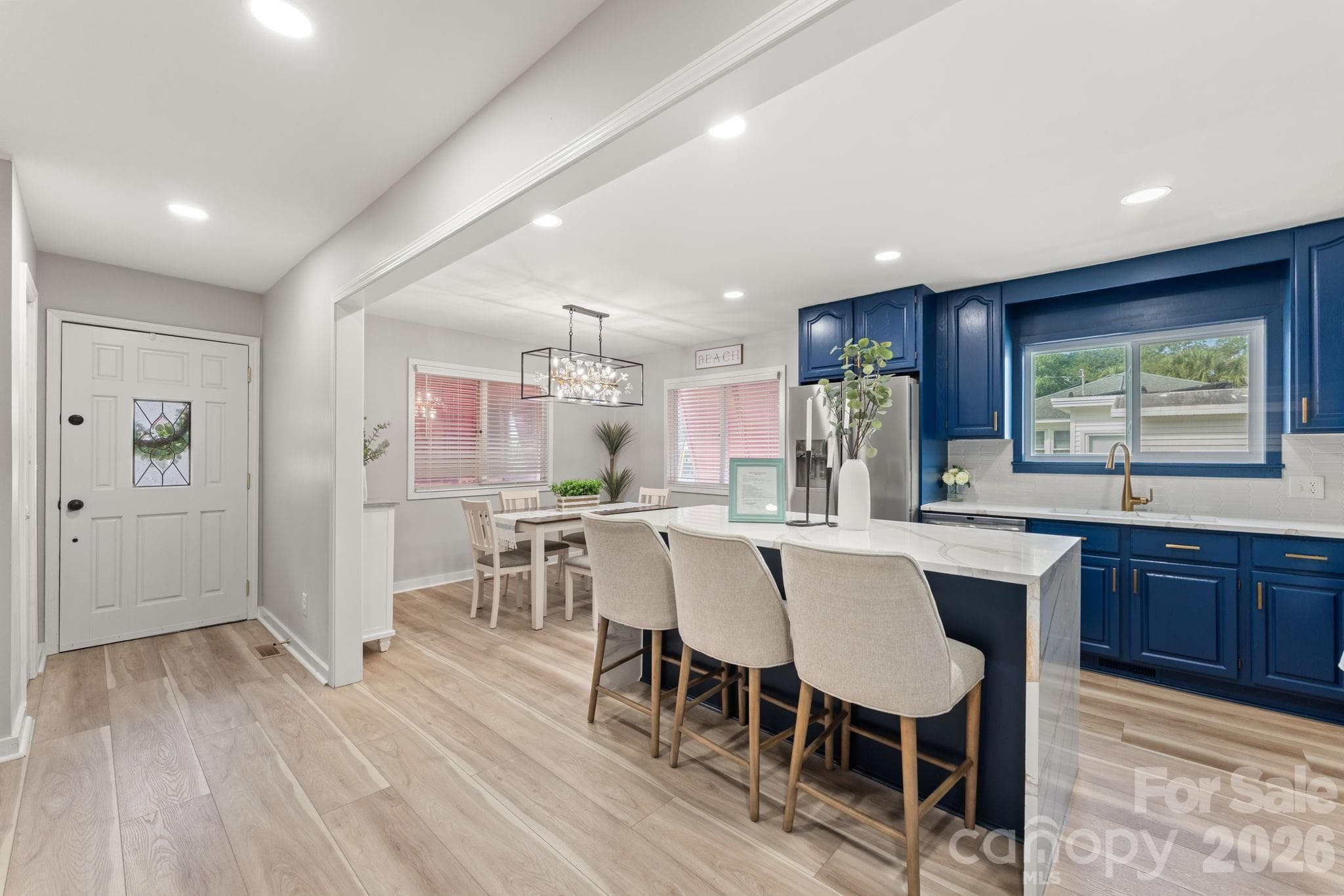 Single Family Residence at 1314 Holly Drive, North Myrtle Beach, photo 14 of 47